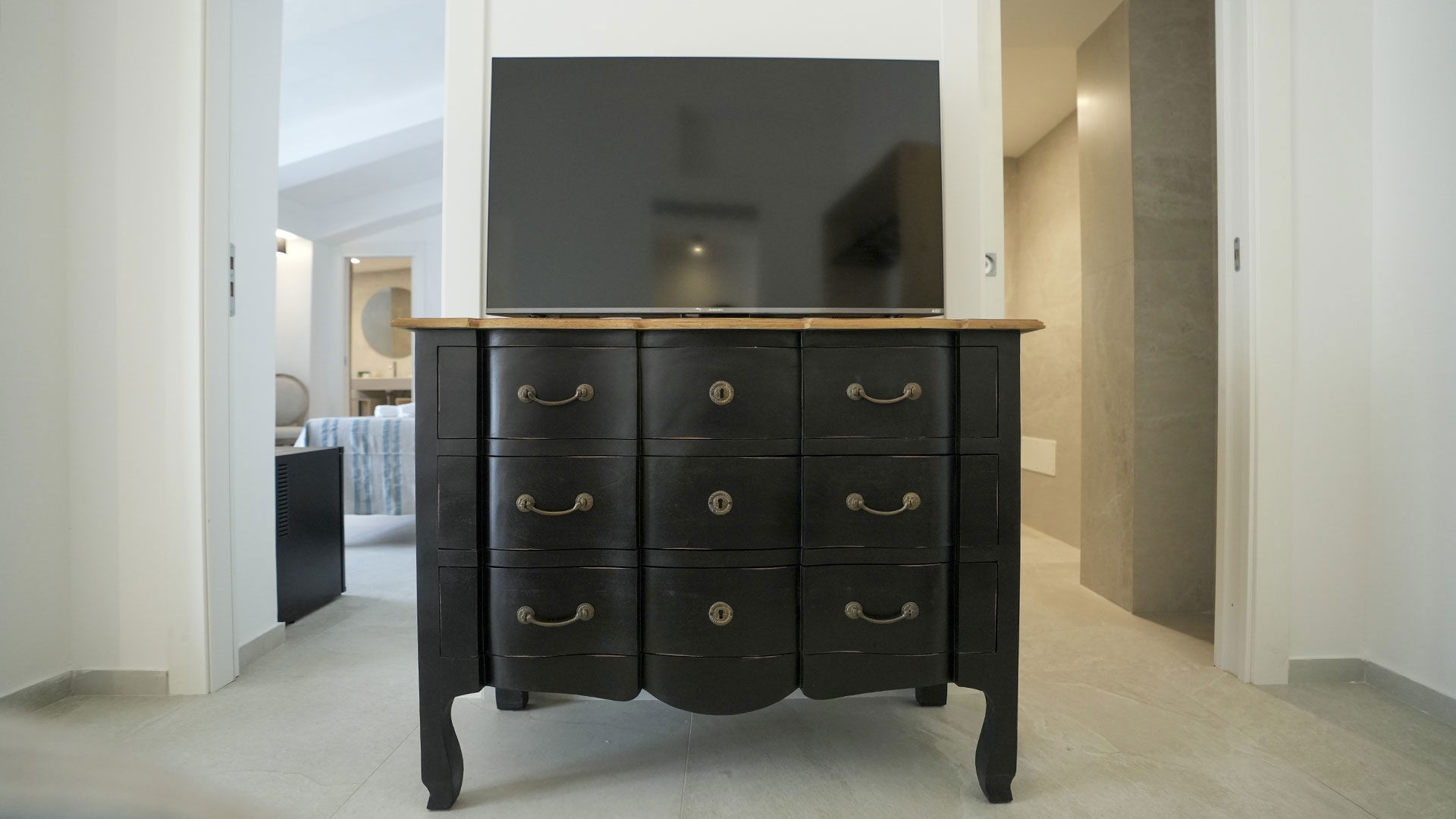 Camera Deluxe Comunicante I 3