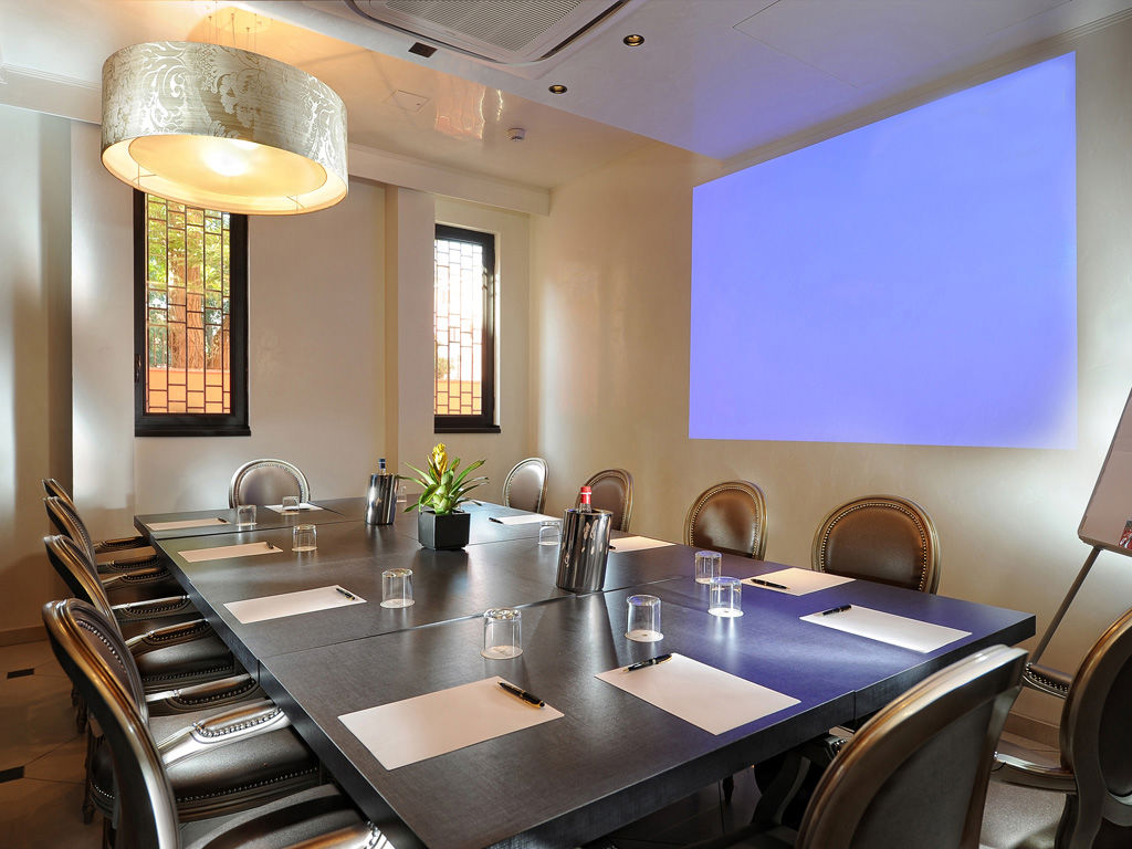 Corporate Meetings 11