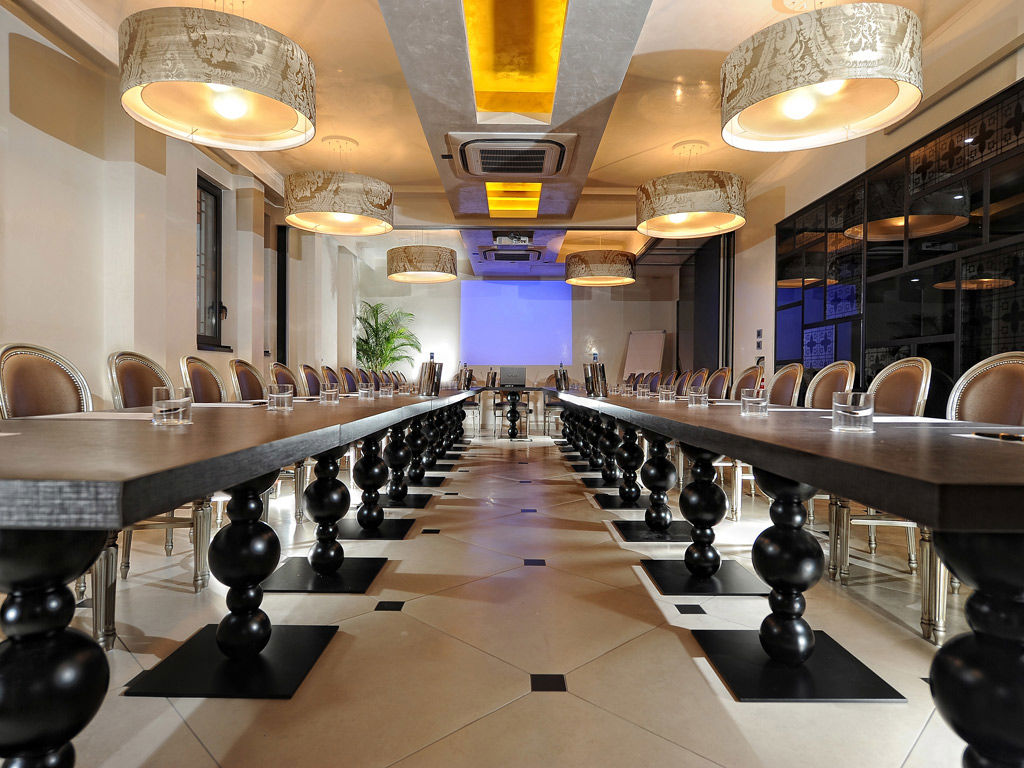 Corporate Meetings 11