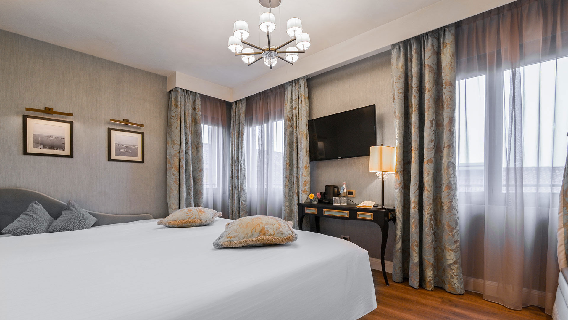 Interconnecting Panoramic 20