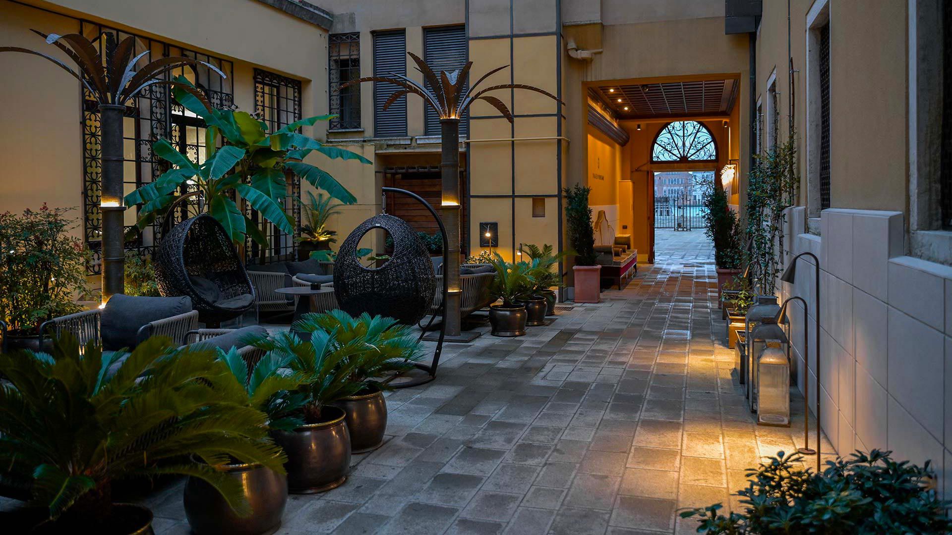 Palazzo Veneziano 15