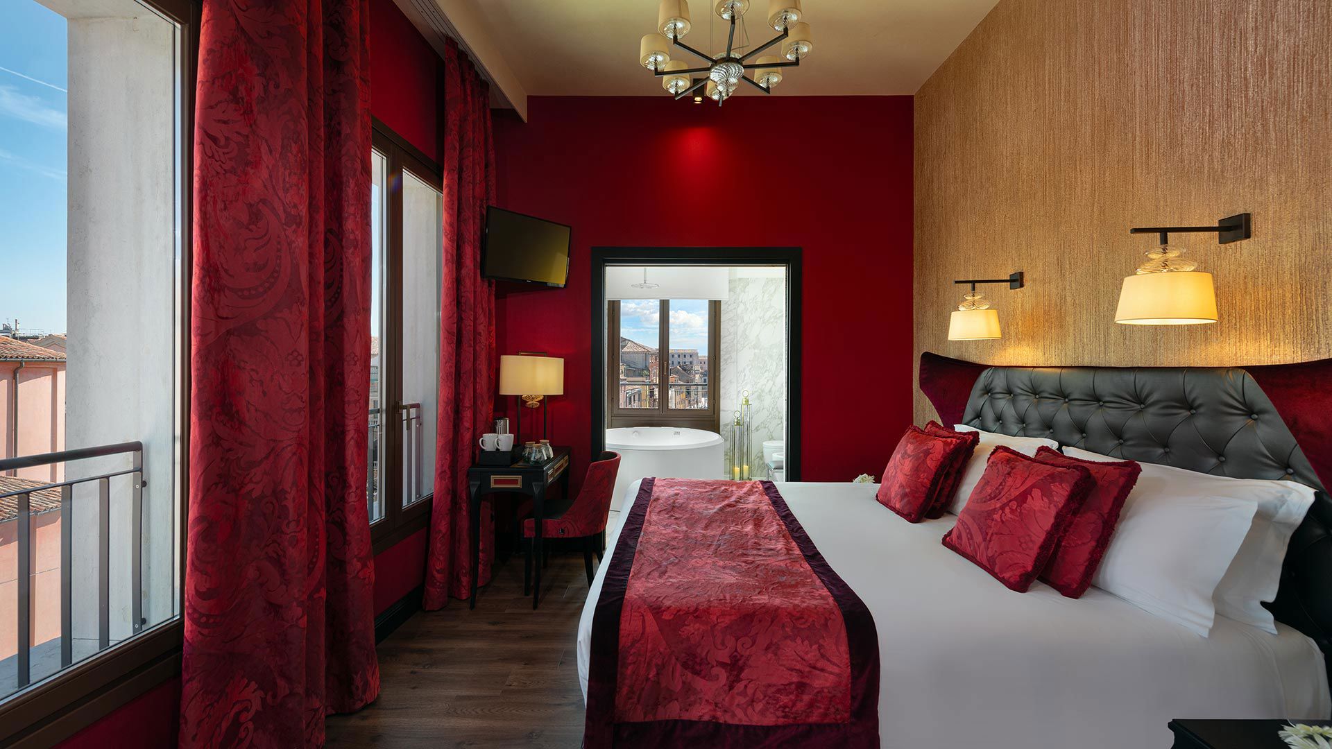 Venice Collection 19