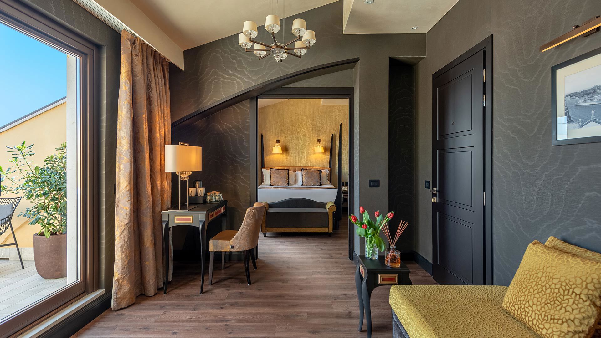 Venice Collection 21