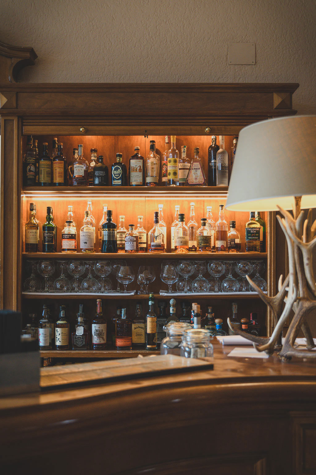 Royal Lounge Bar 88