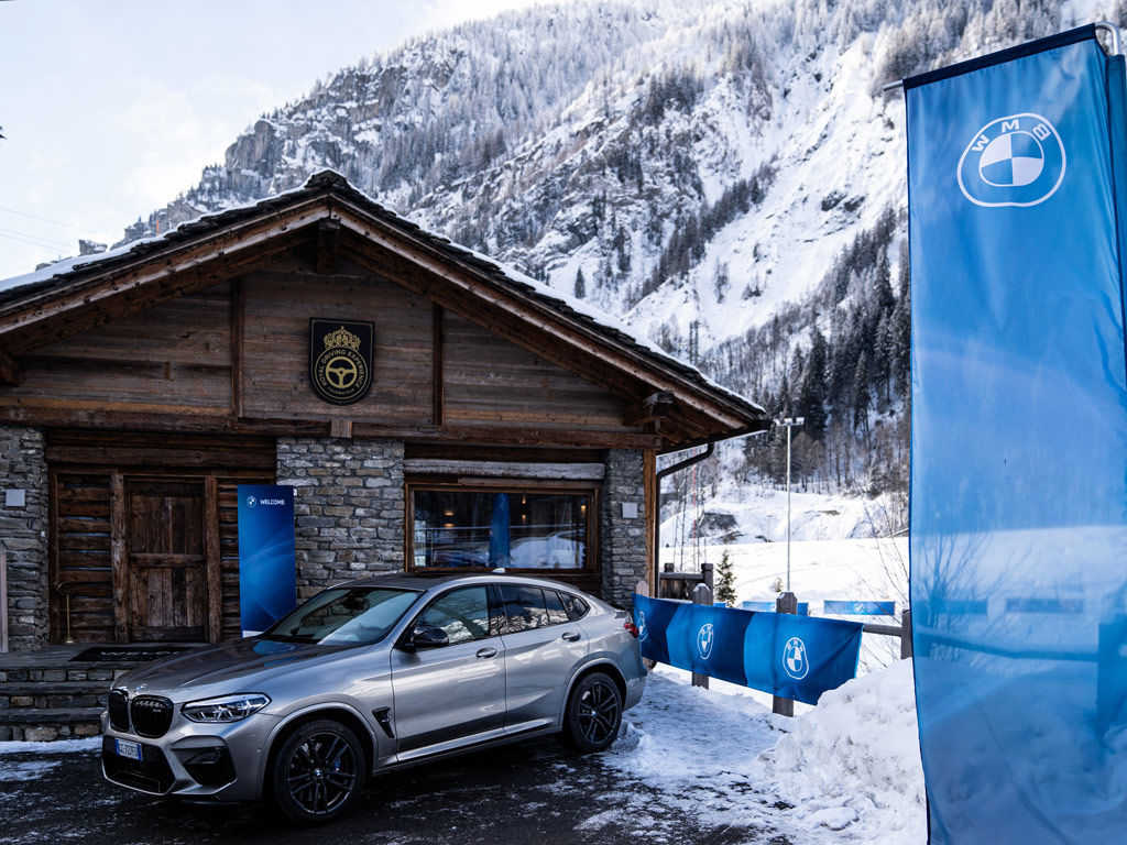 Royal Driving Experience 58