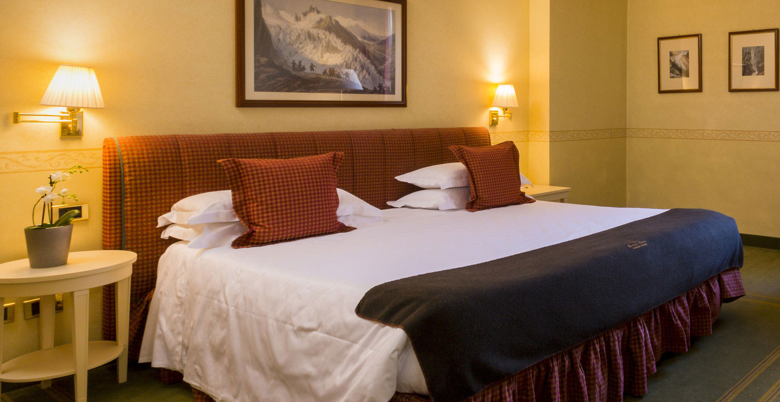 Family Grand Deluxe Mont Blanc view  56
