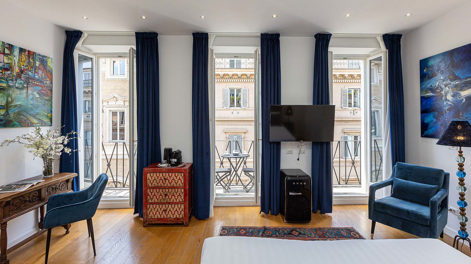 Suite with balcony 8