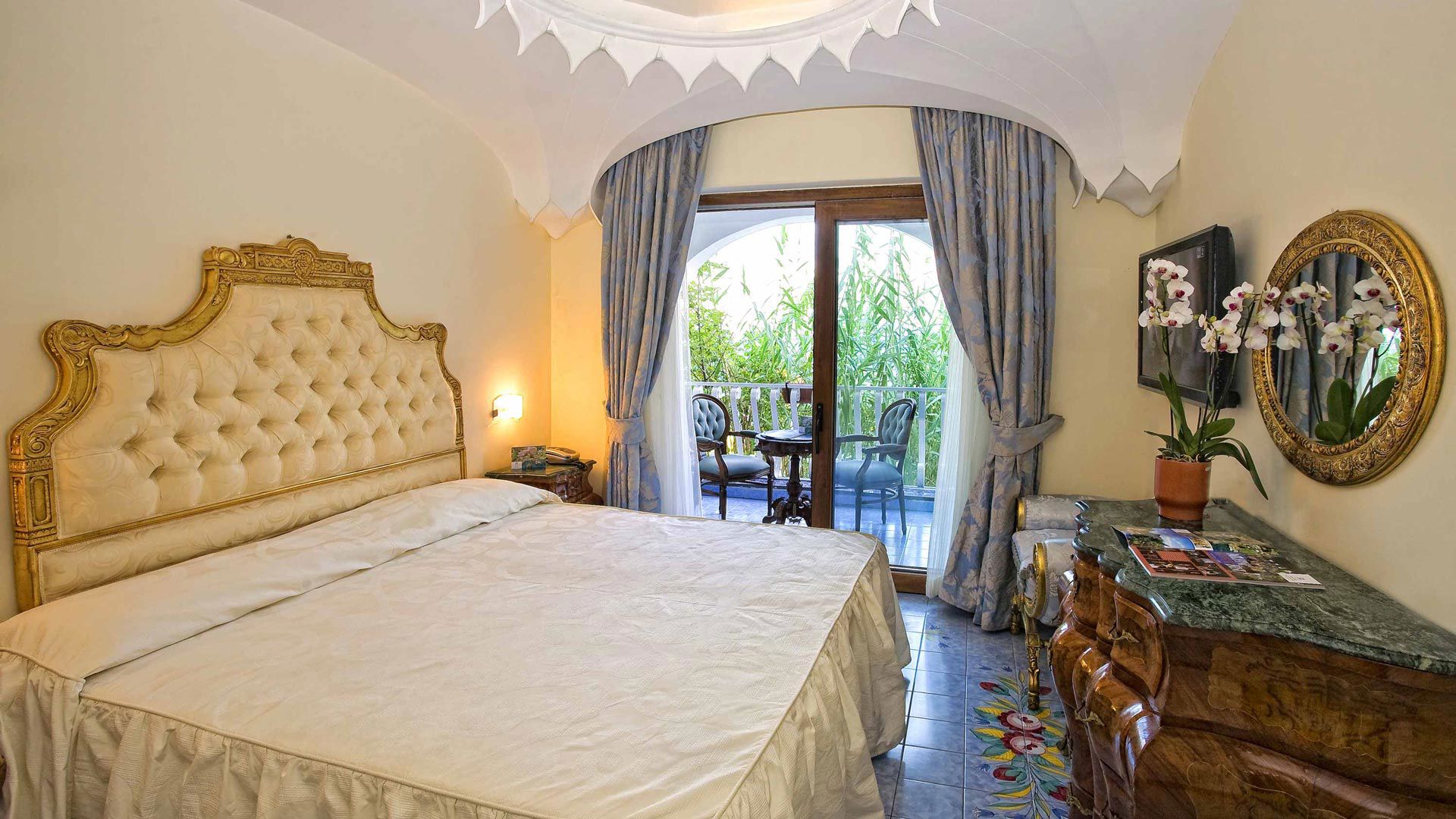 Strand Hotel Delfini Terme 4