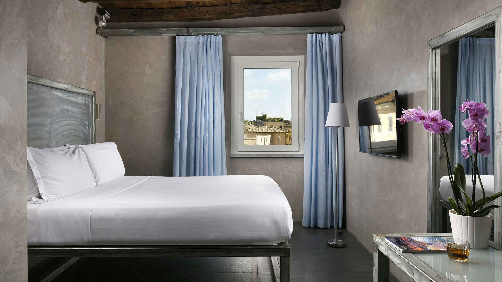 Superior with Campo de