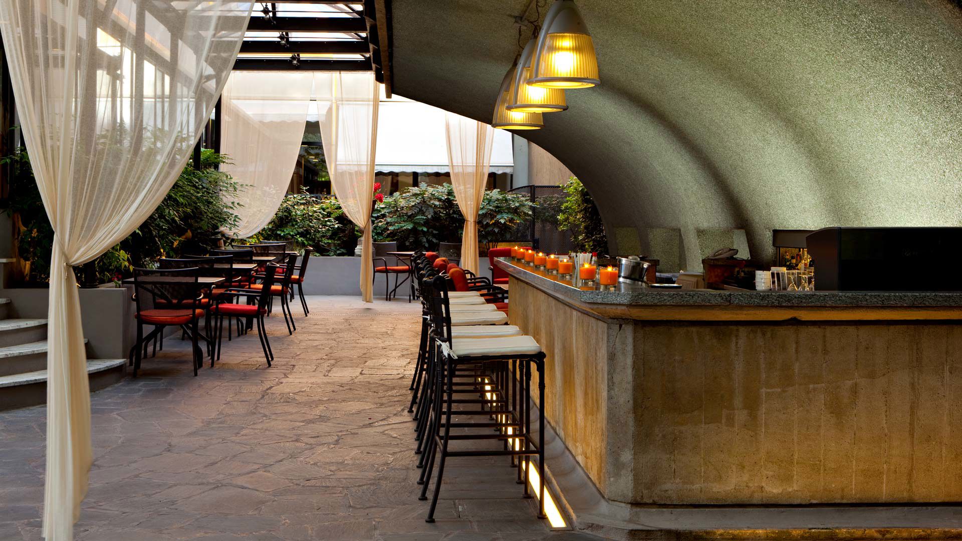 Host your next business event in Milan’s prime location at Hotel Manin