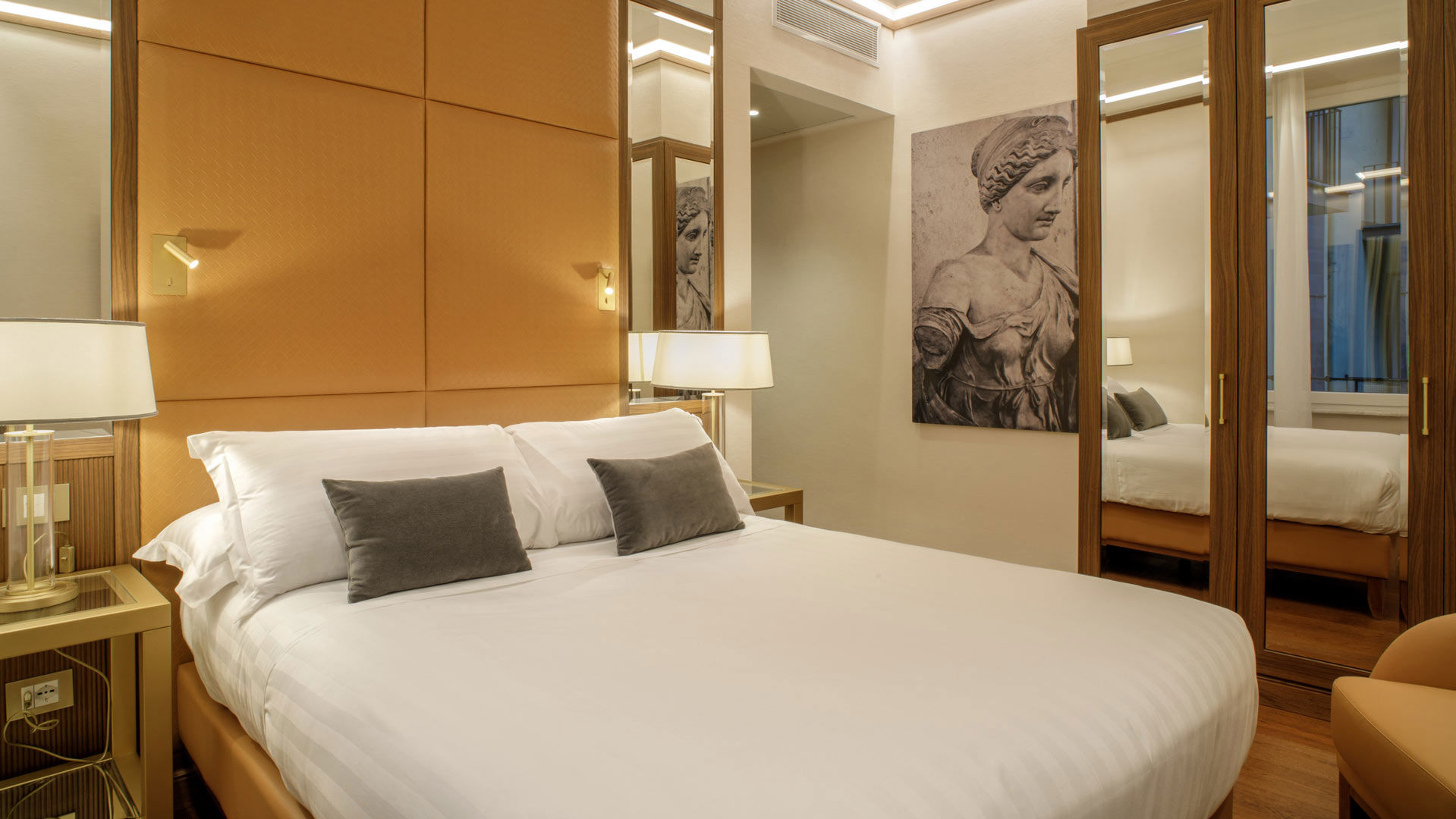 Omnia Classic French 1