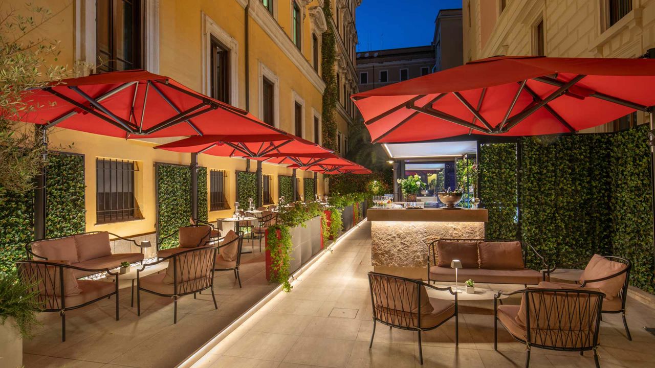 Discover the Gallery of Rose Garden Palace in Rome