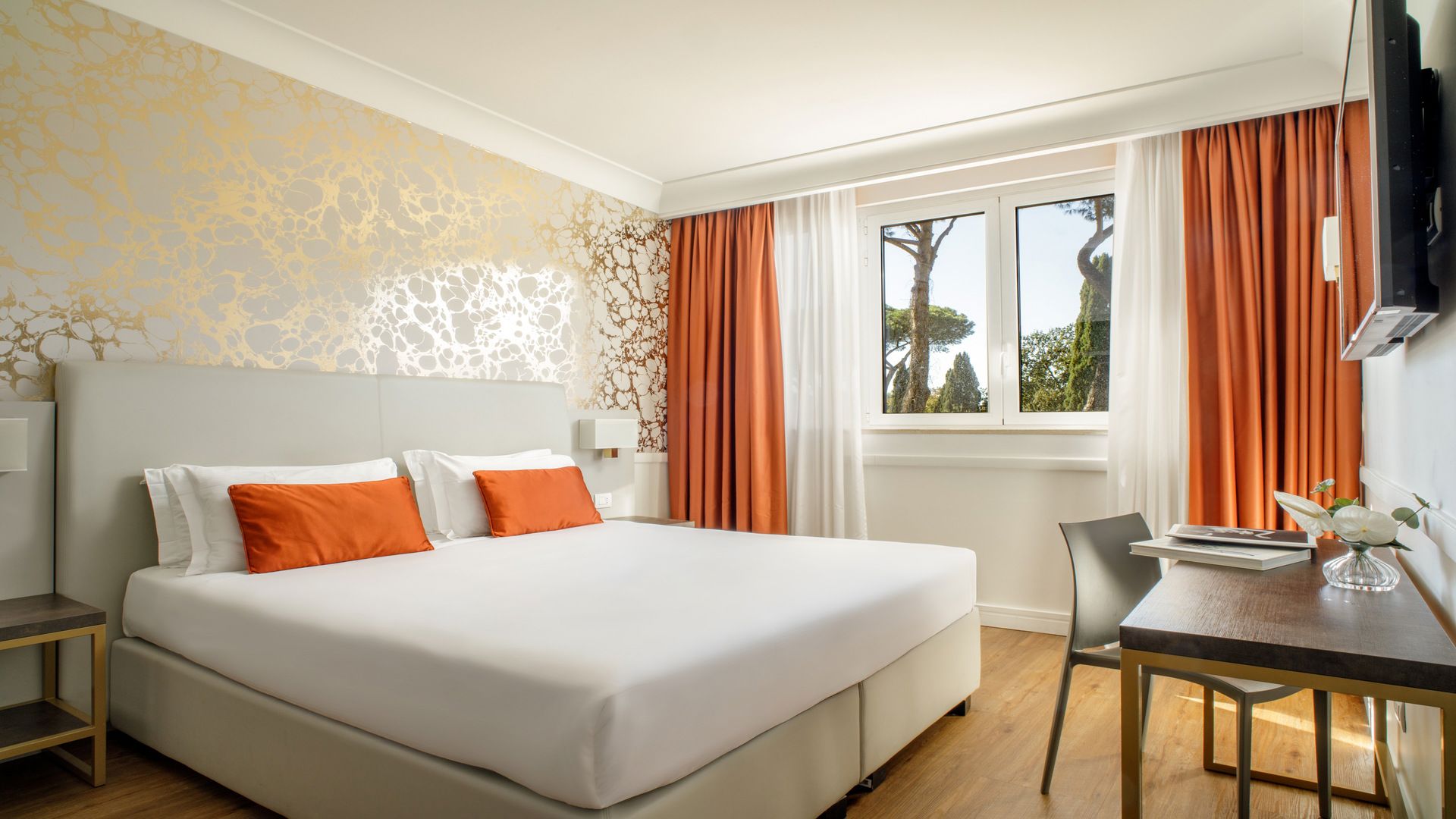 Omnia Classic - Double bed 1