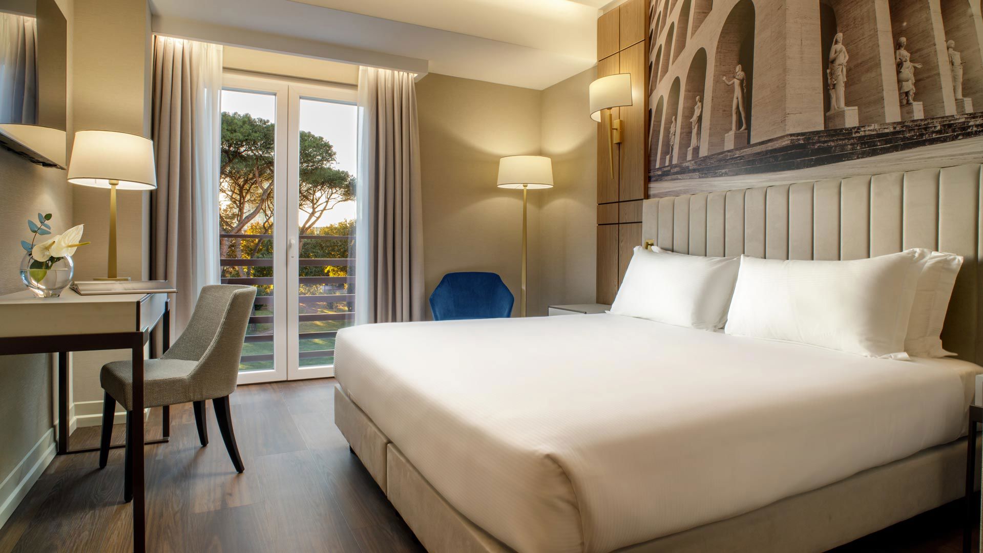 Omnia Executive Room 1