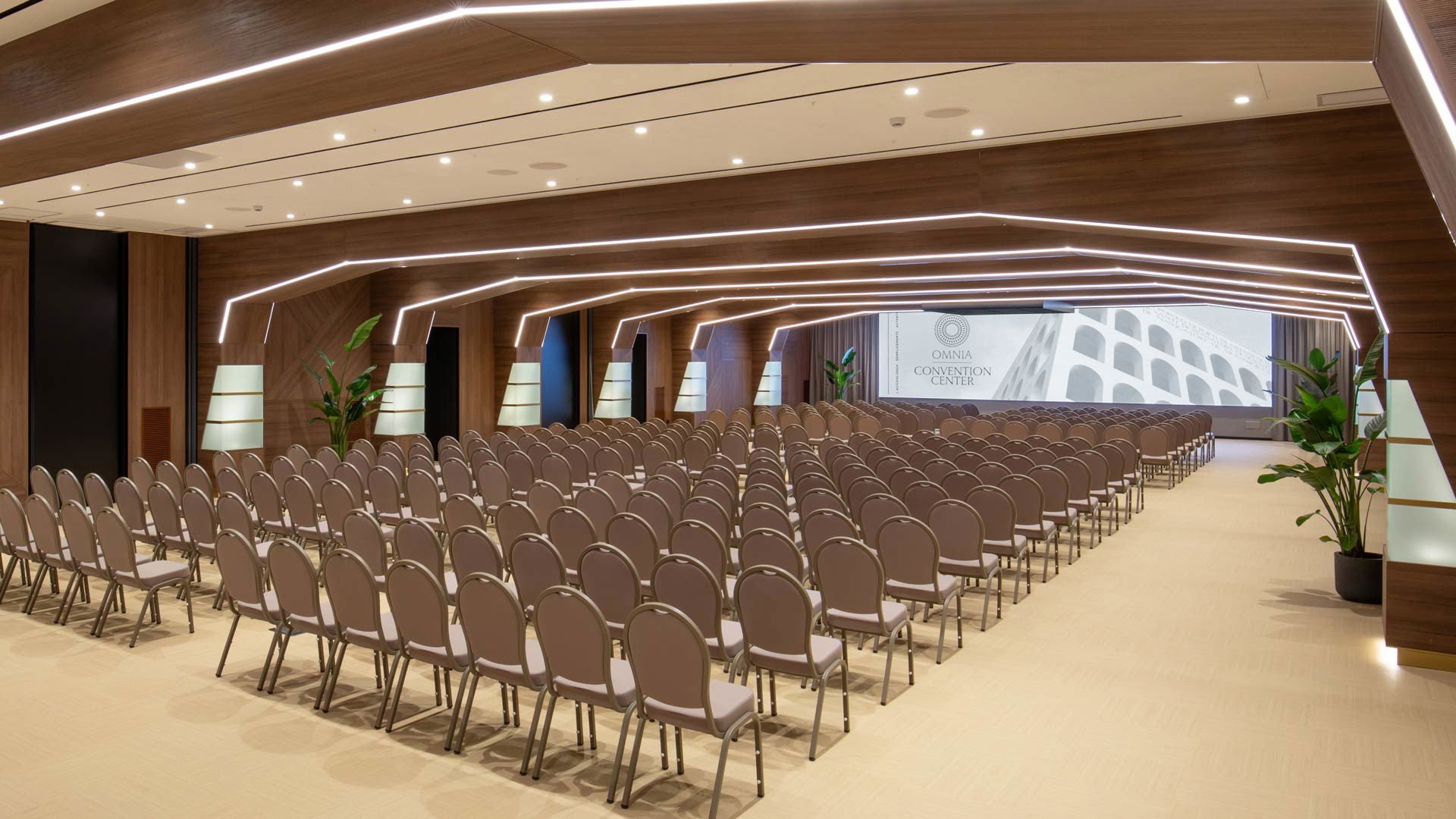 Meetings & Events 10