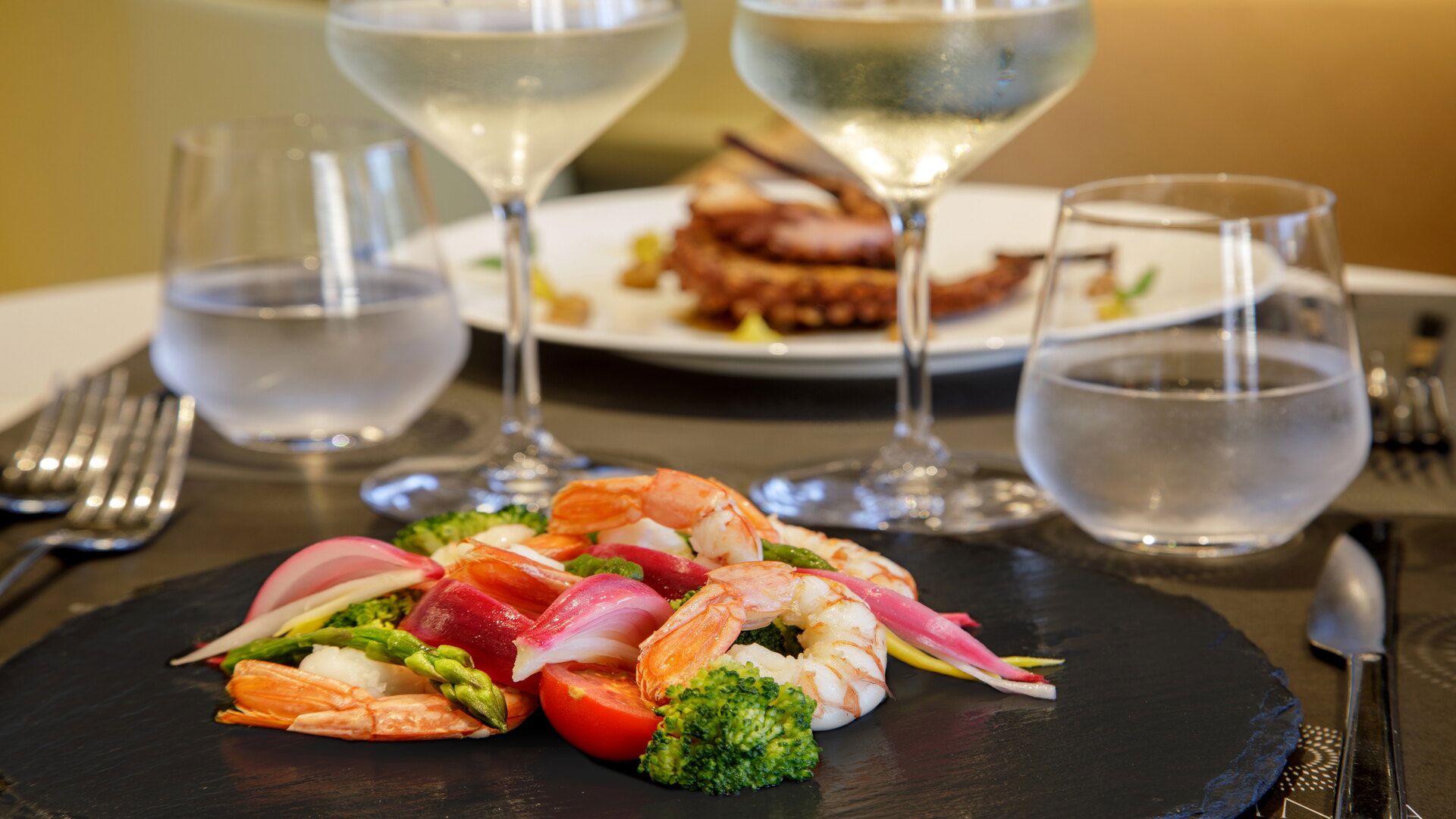 Sidera Restaurant & Sidus Café 7