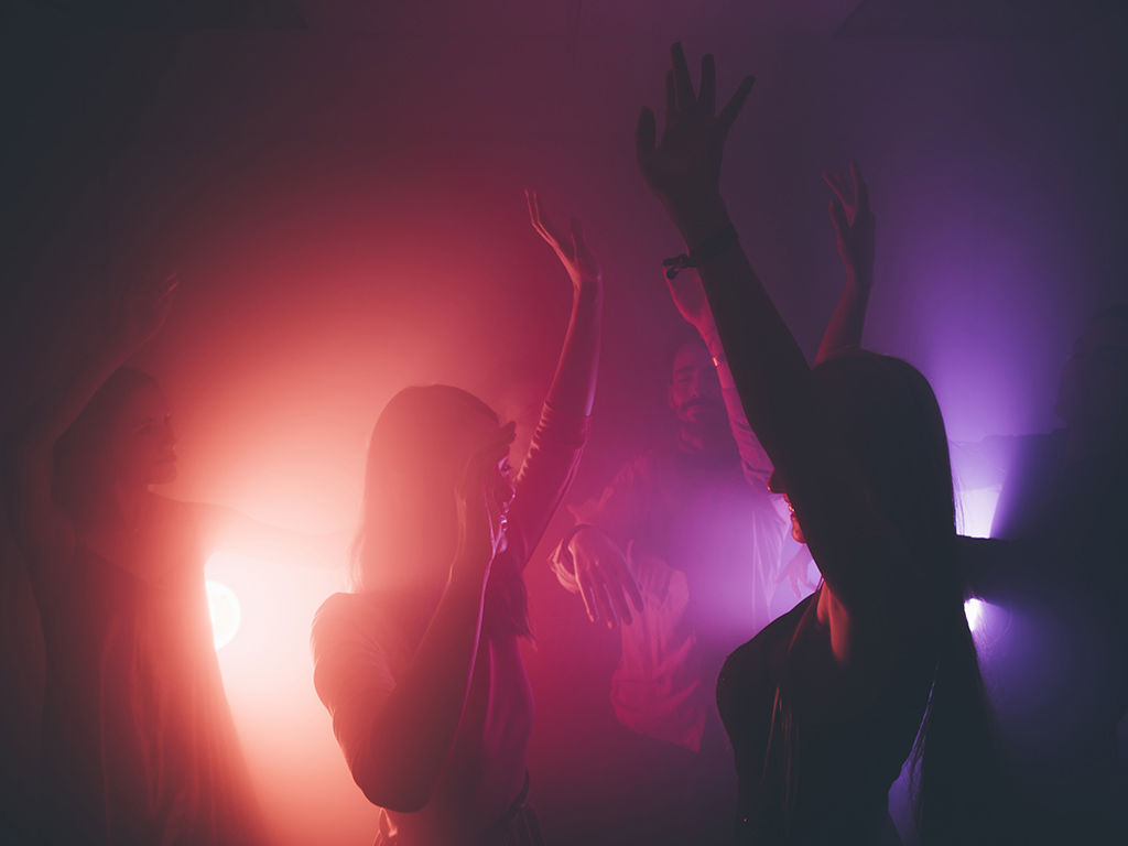 Sports & Entertainment 6