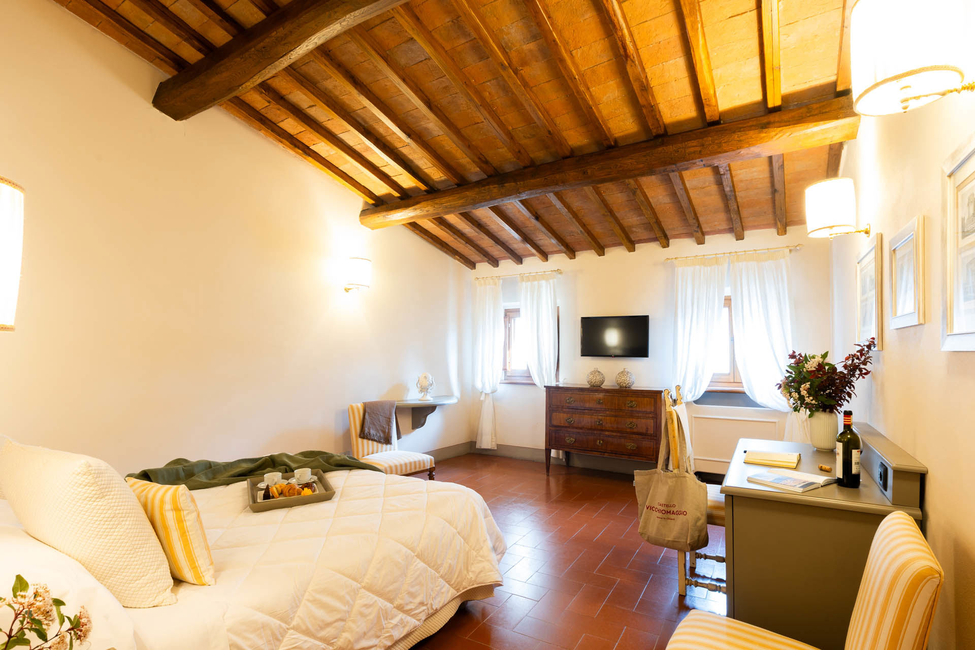Classic Room – Partial View 4