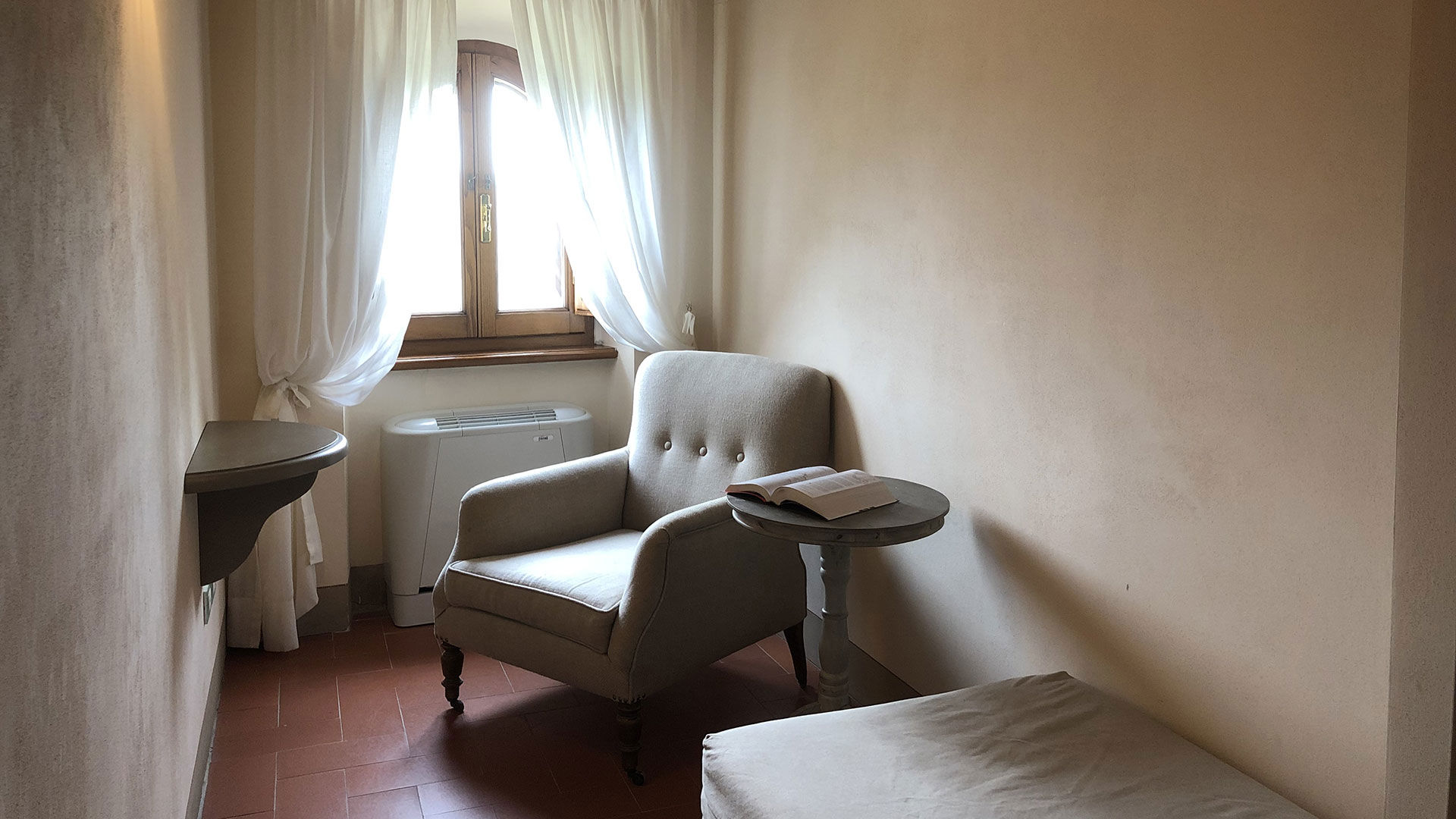 Camera Classic con vista valle 3