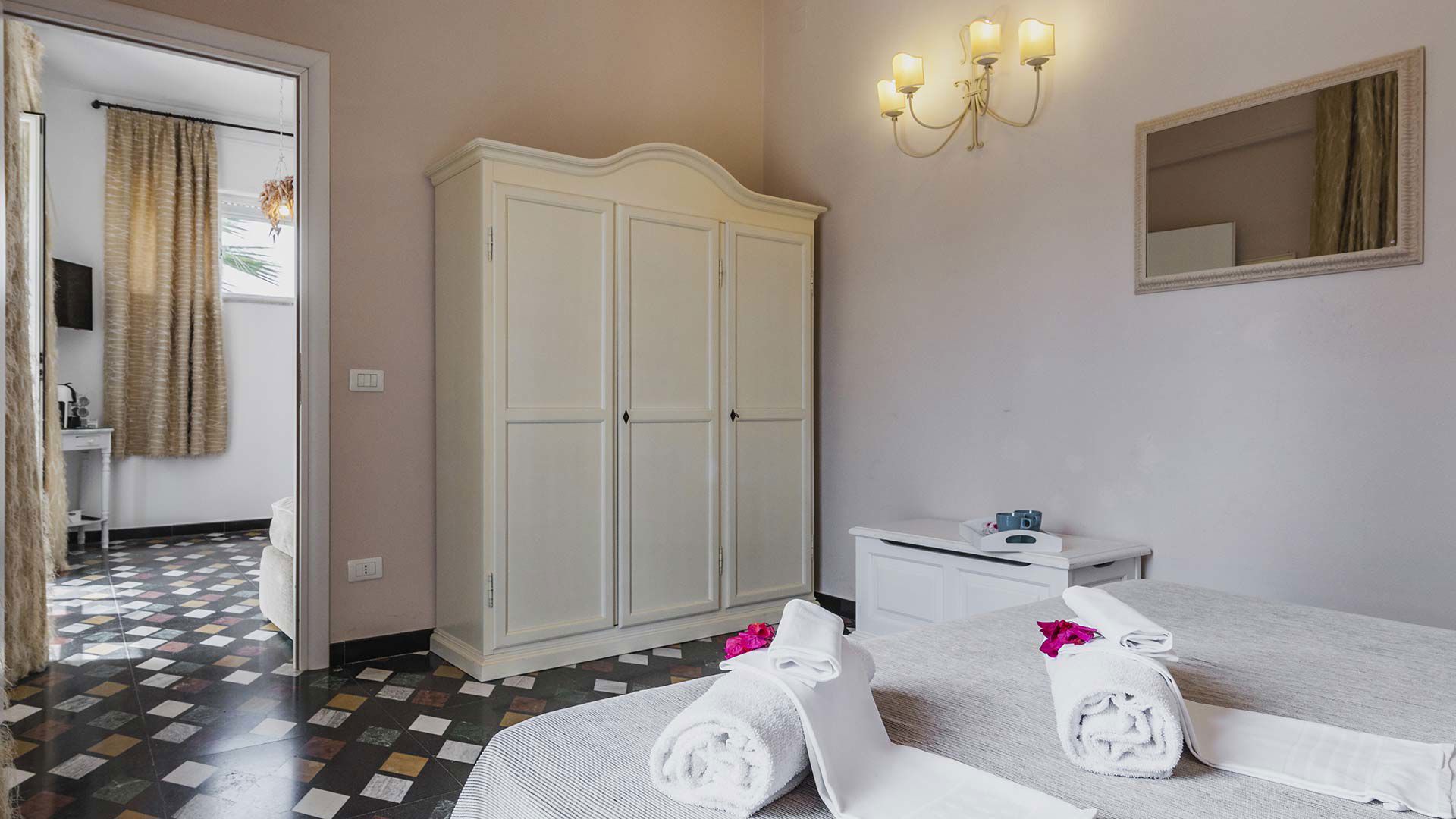 Bilocale Prestige con Balcone 6