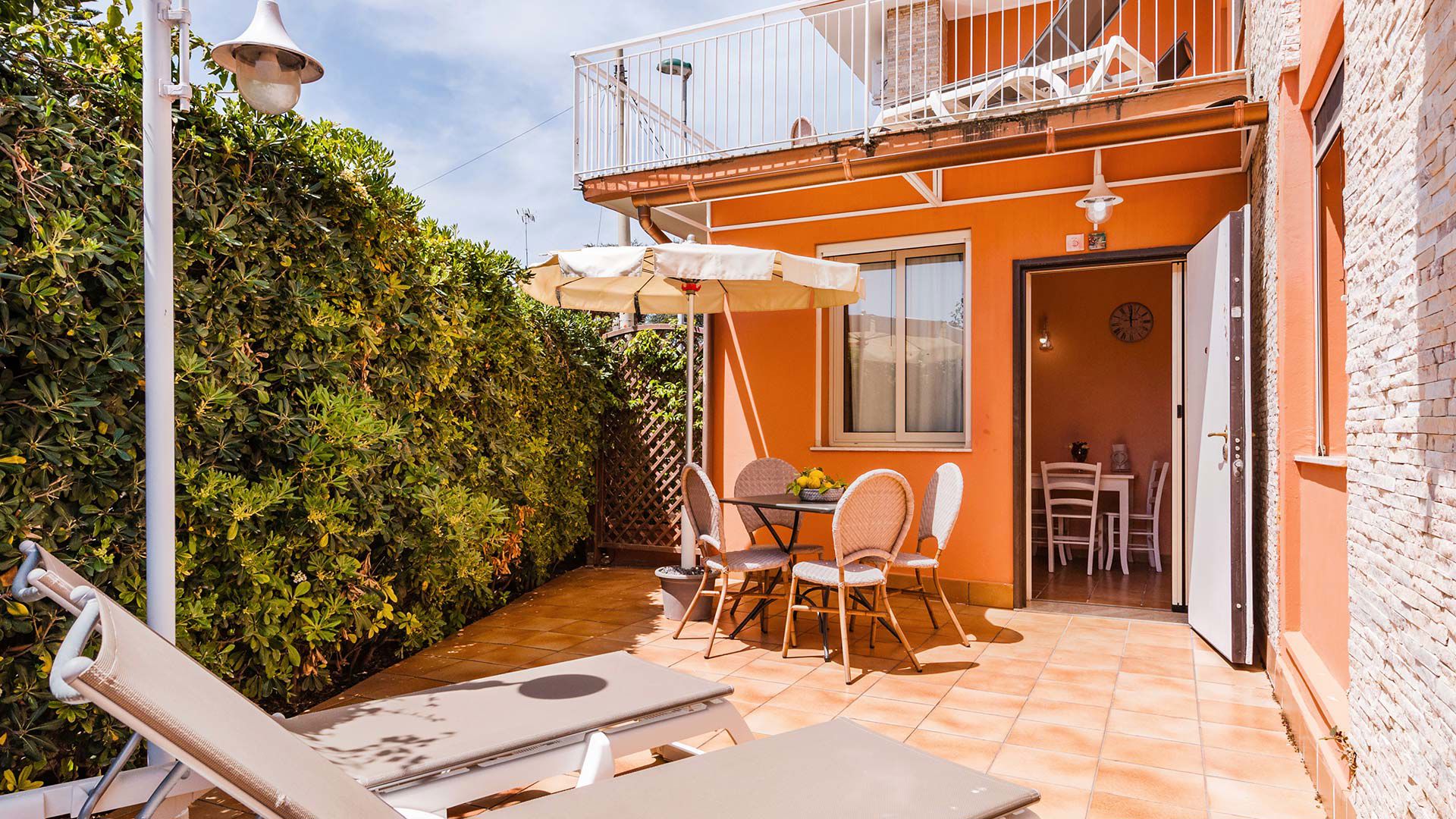 Standard Two-room Apartment with Patio 10