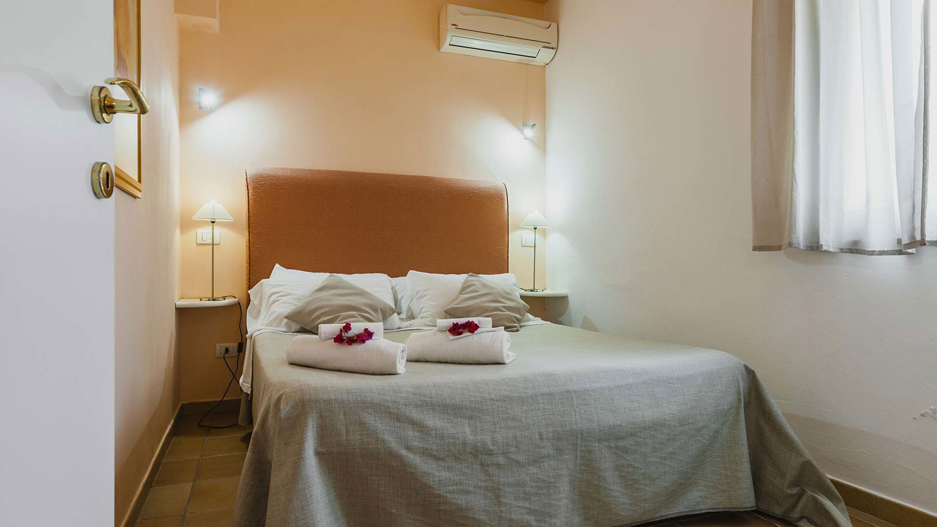 Standard Two-room Apartment with Patio 6