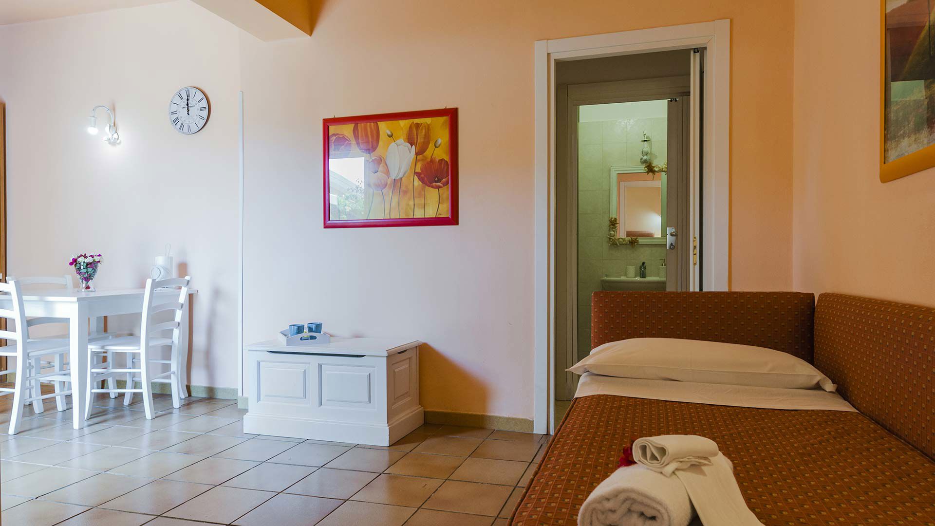 Standard Two-room Apartment with Patio 9