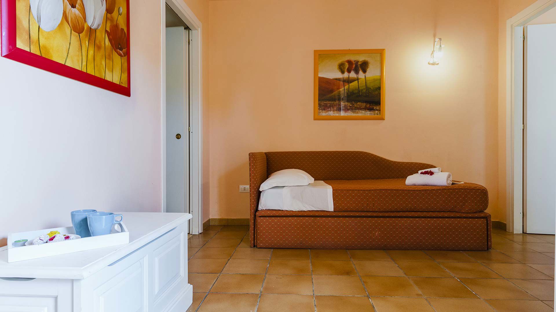 Standard Two-room Apartment with Patio 2