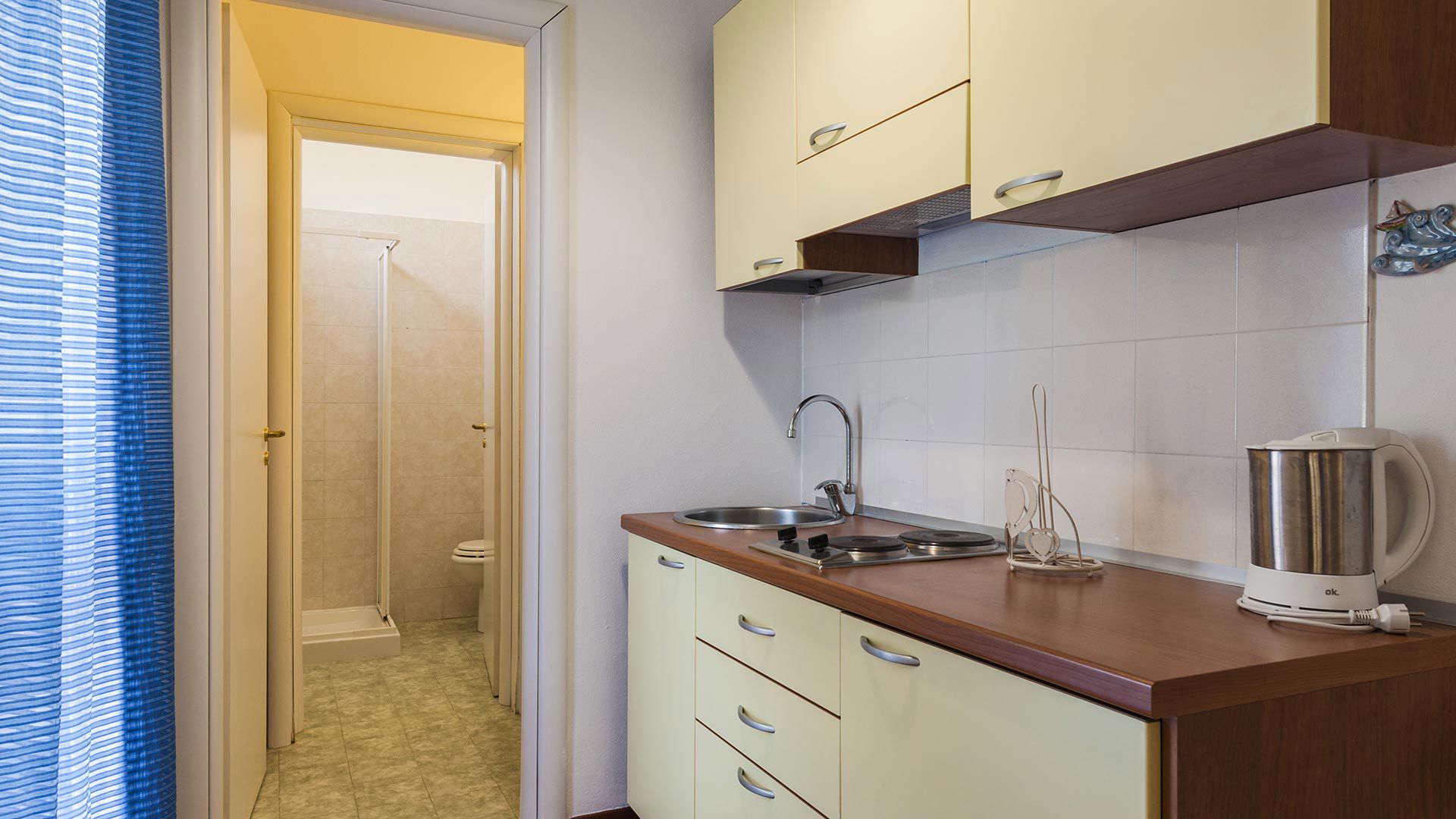 Studio flat with terrace 4