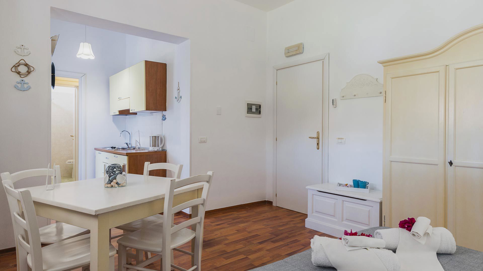 Studio flat with terrace 6