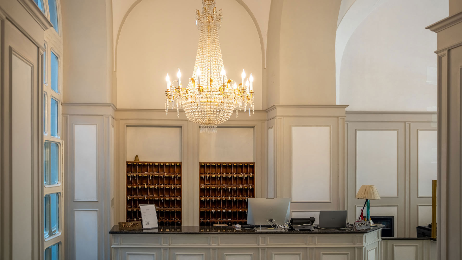 Contacts - Hotel Stabia