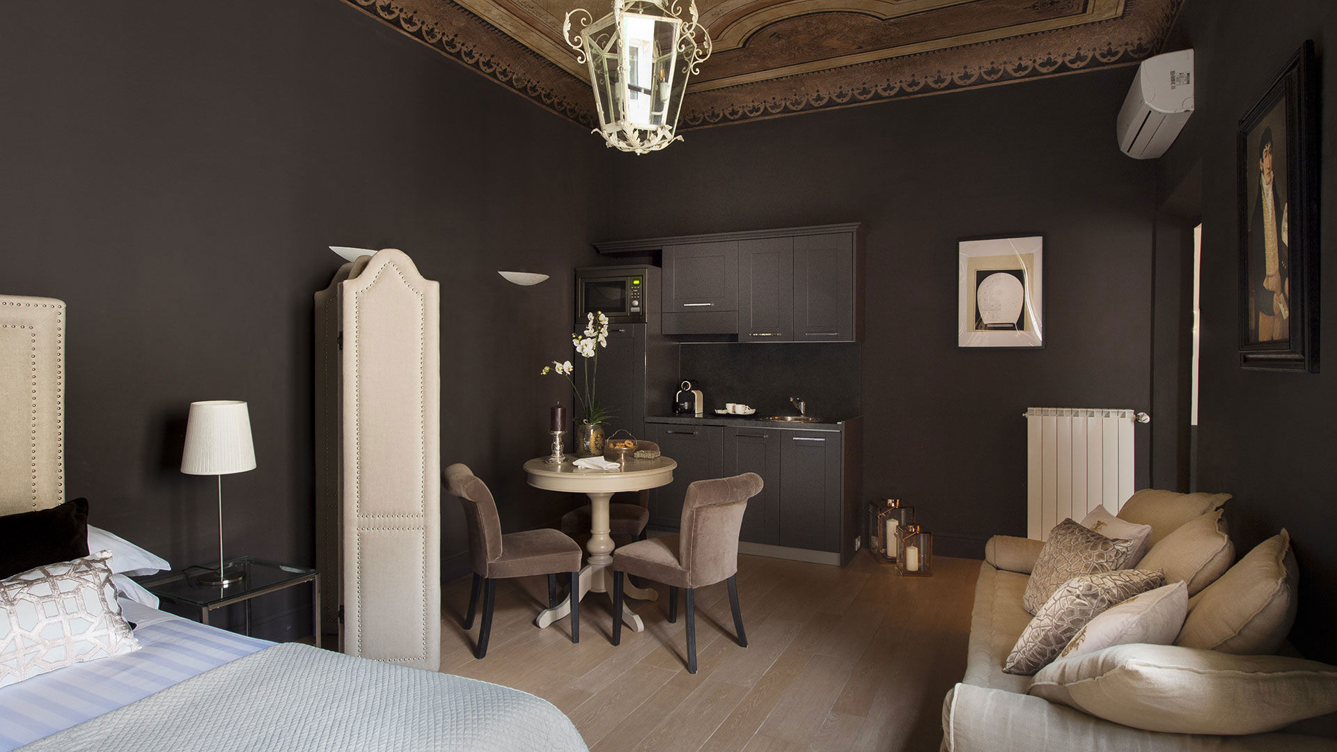 Luxury Studio 2