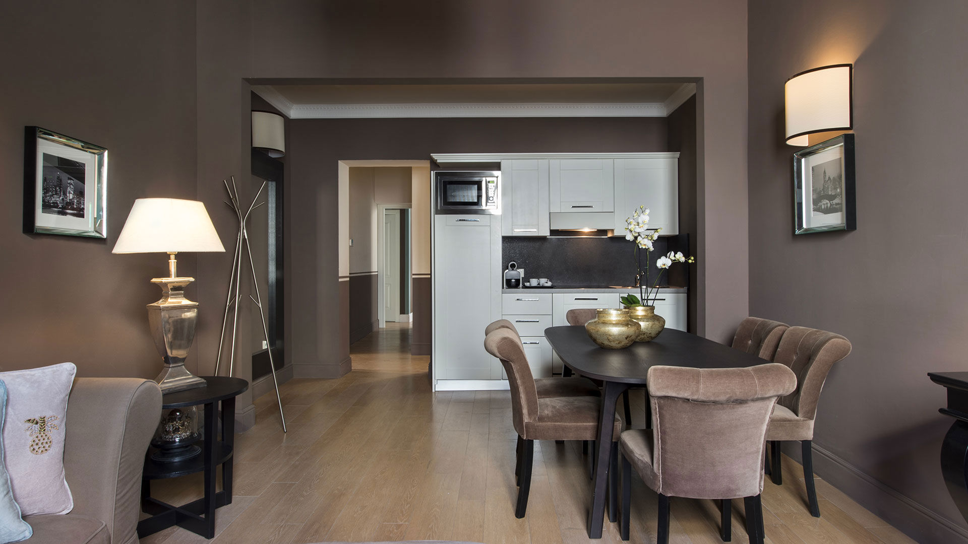 Deluxe Suite 3