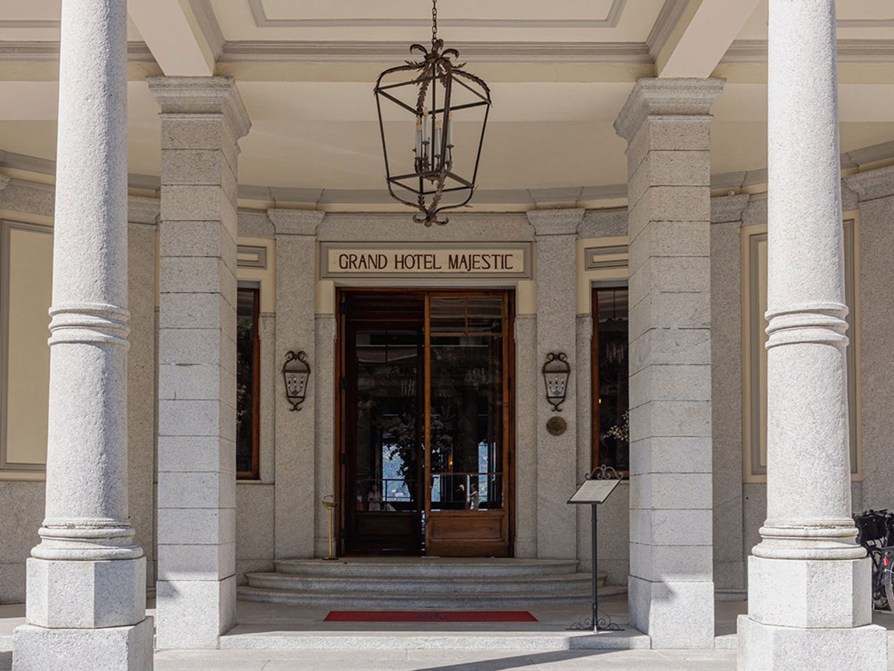 Gallery 16