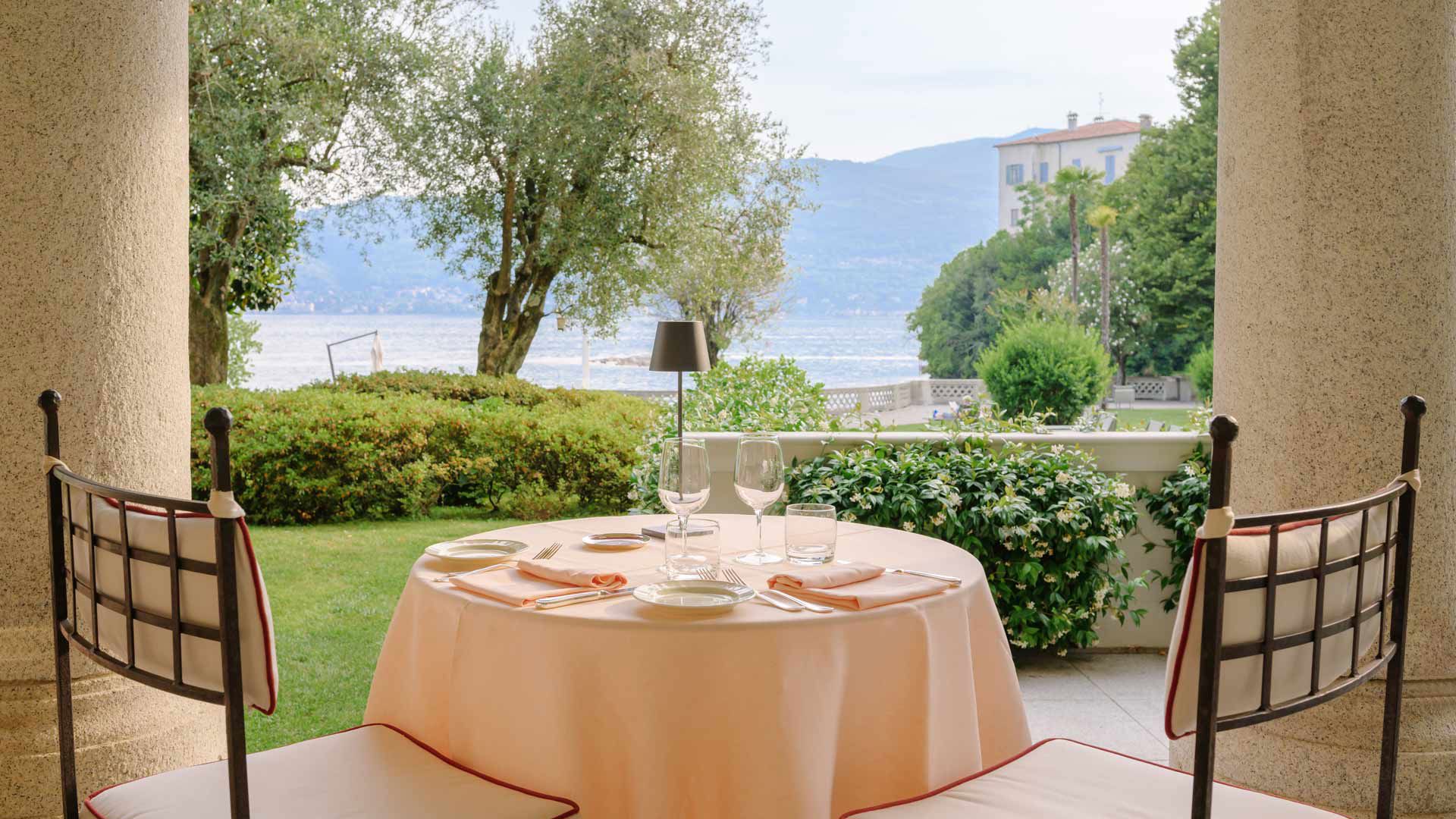 Restaurants & Terrace 2