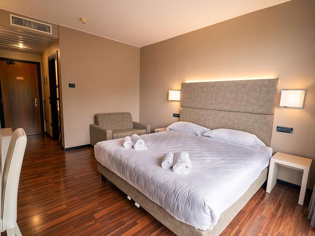 Yachting Hotel Mistral 4