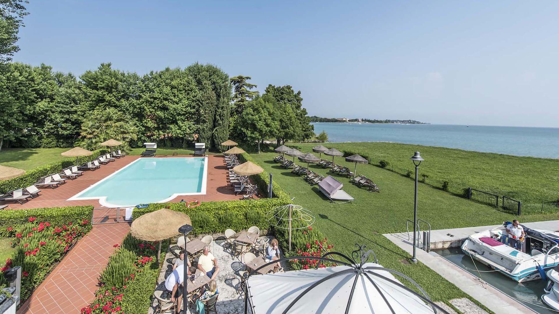 Yachting Hotel Mistral 4