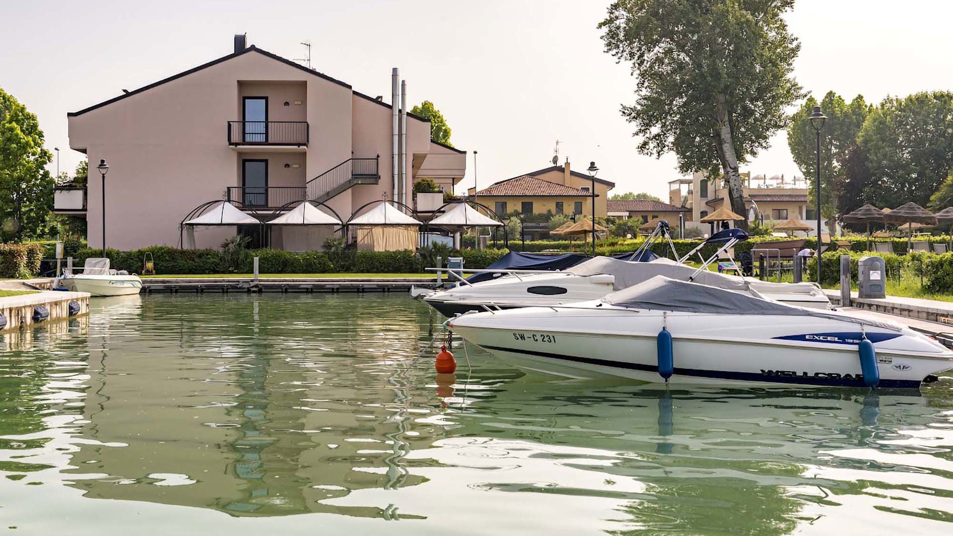 Yachting Hotel Mistral 2