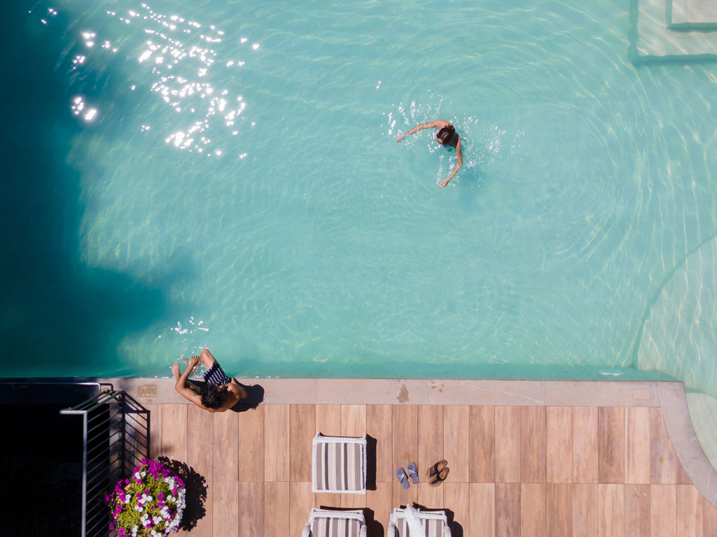 gallery/1024-Esterni-POOL.jpg
