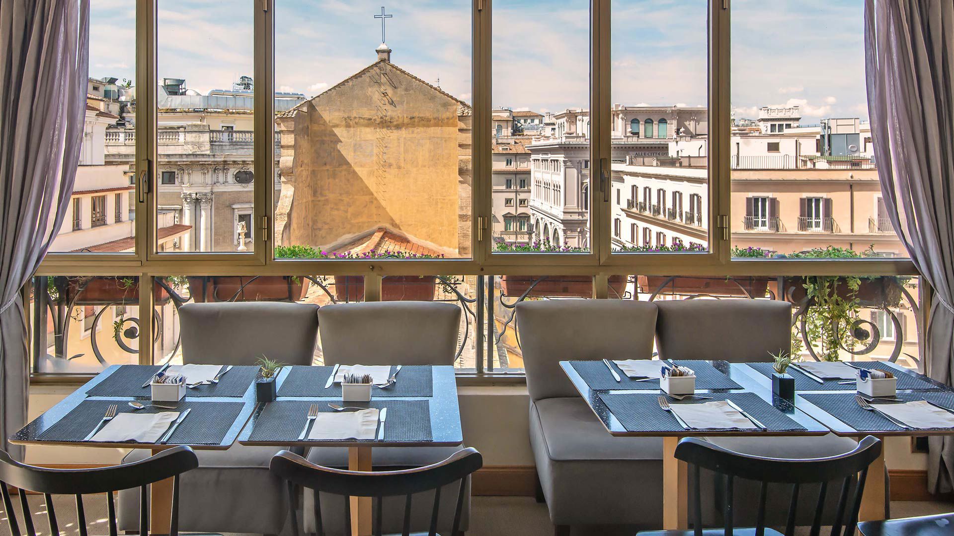 Sala Colazioni - Non solo una sala colazioni!