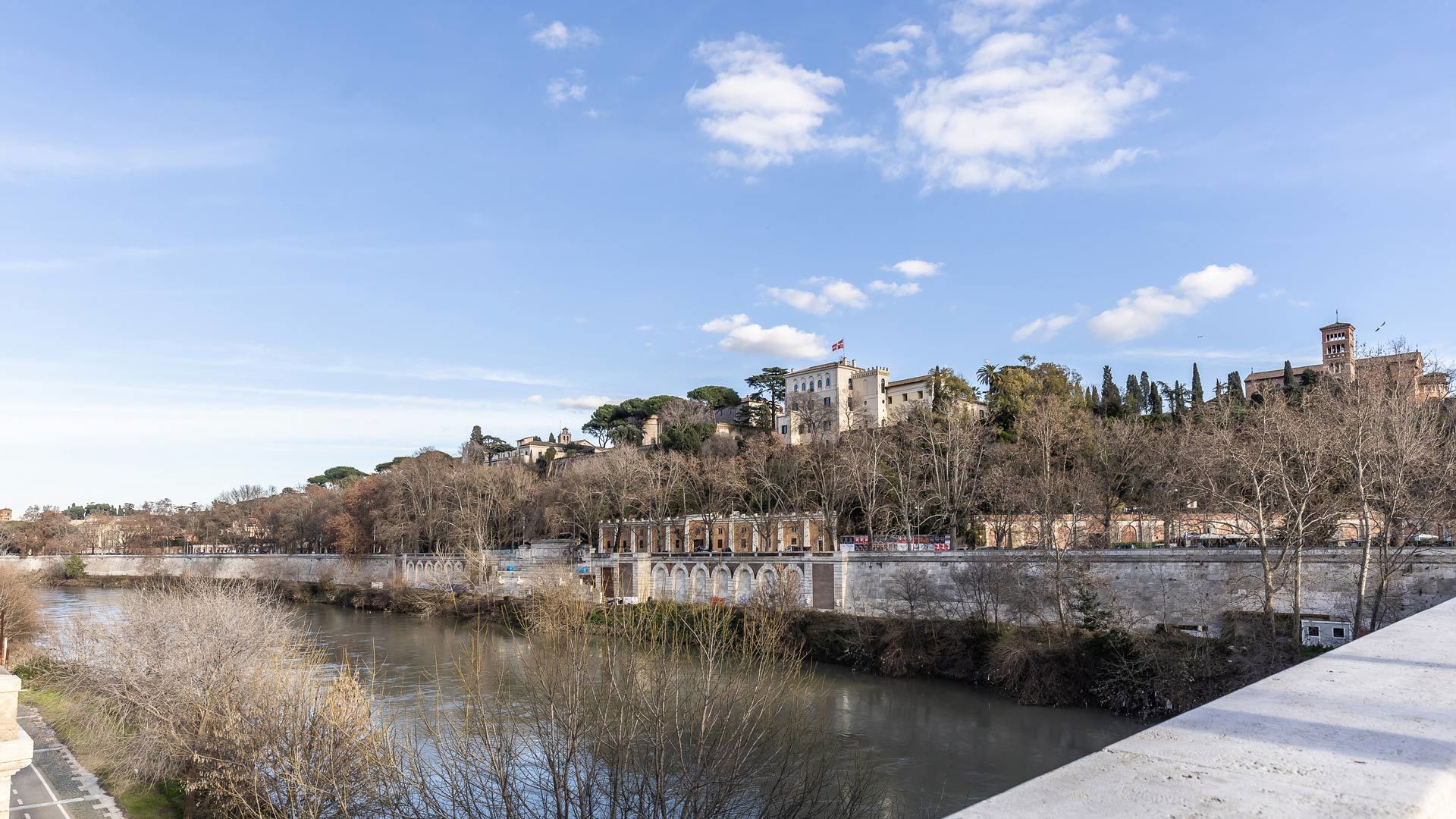 Porta Portese Palace 1