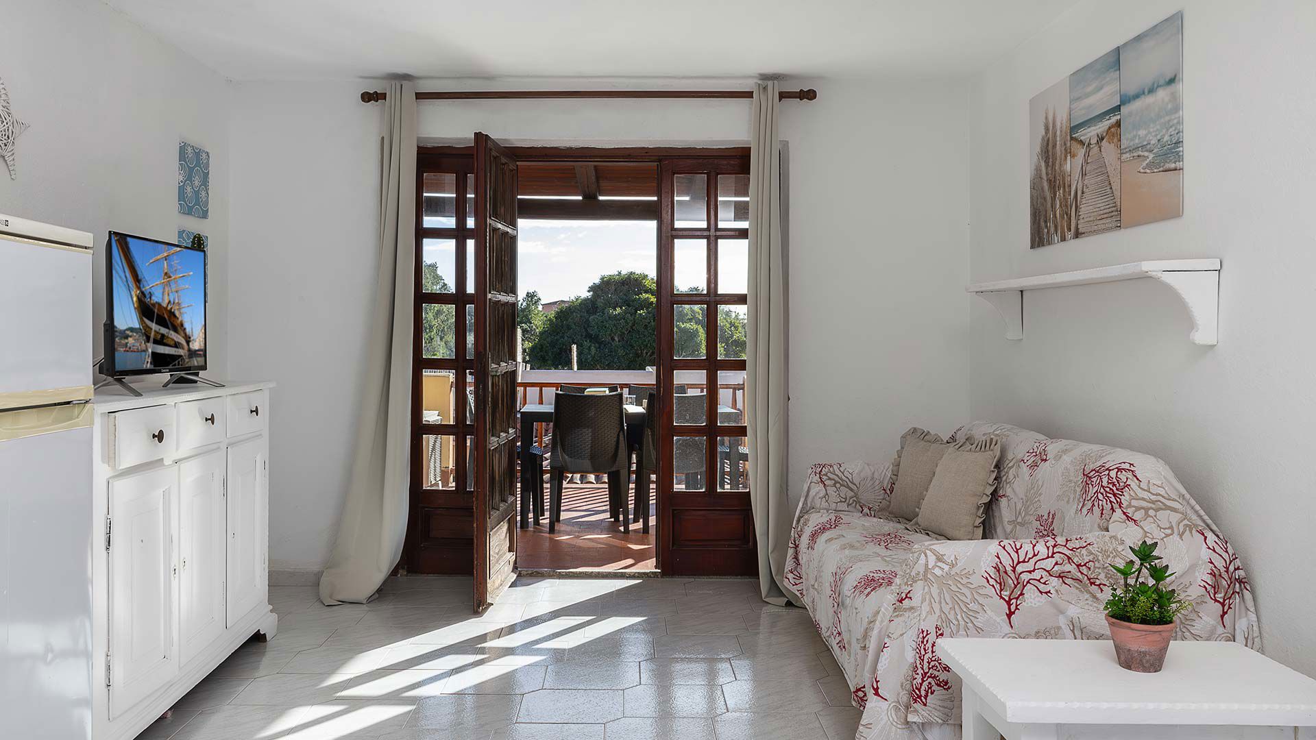 Two-bedrooms Flat Plus 5