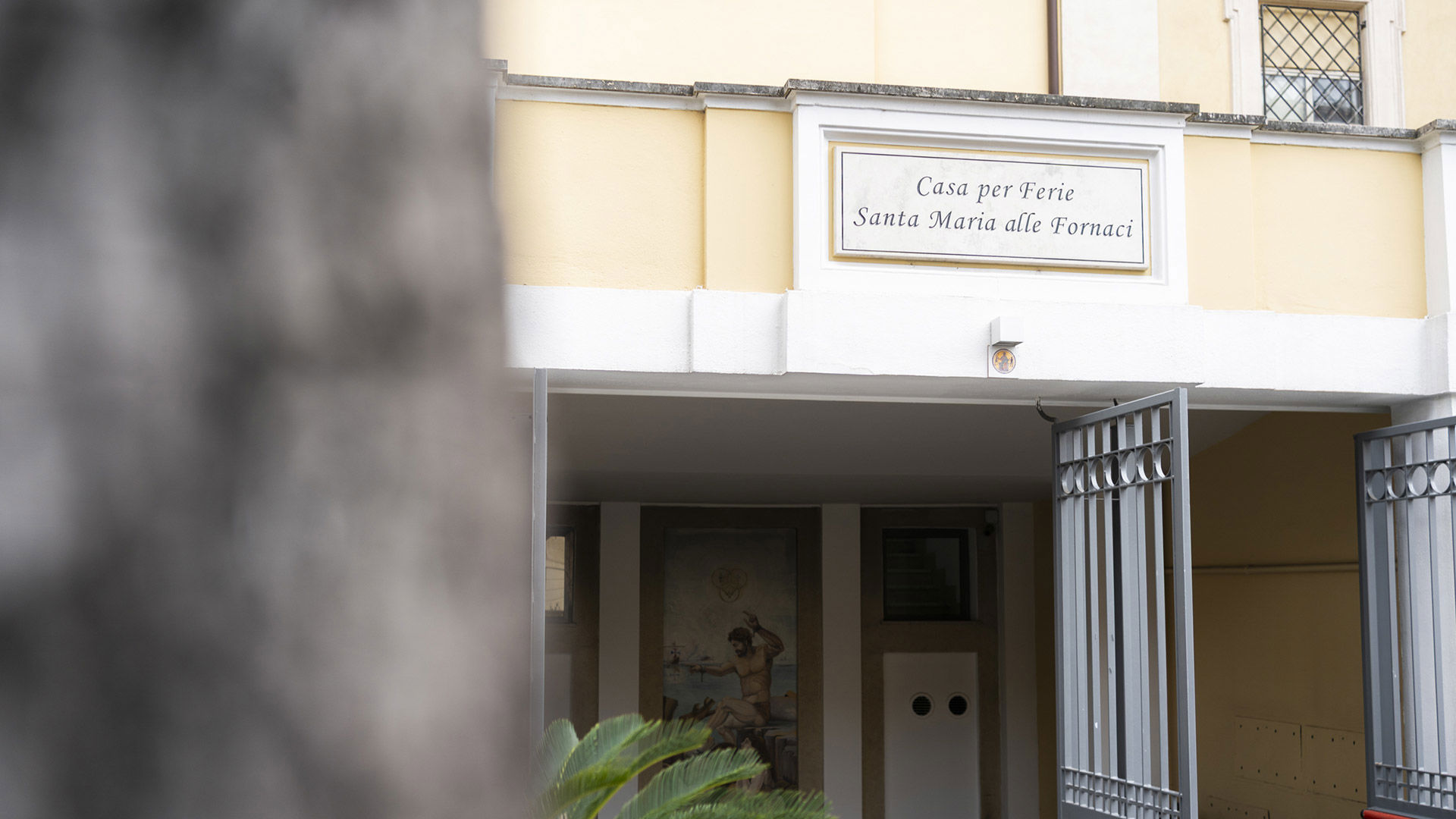 Casa per ferie Santa Maria alle Fornaci: il tuo rifugio nel cuore di Roma 4