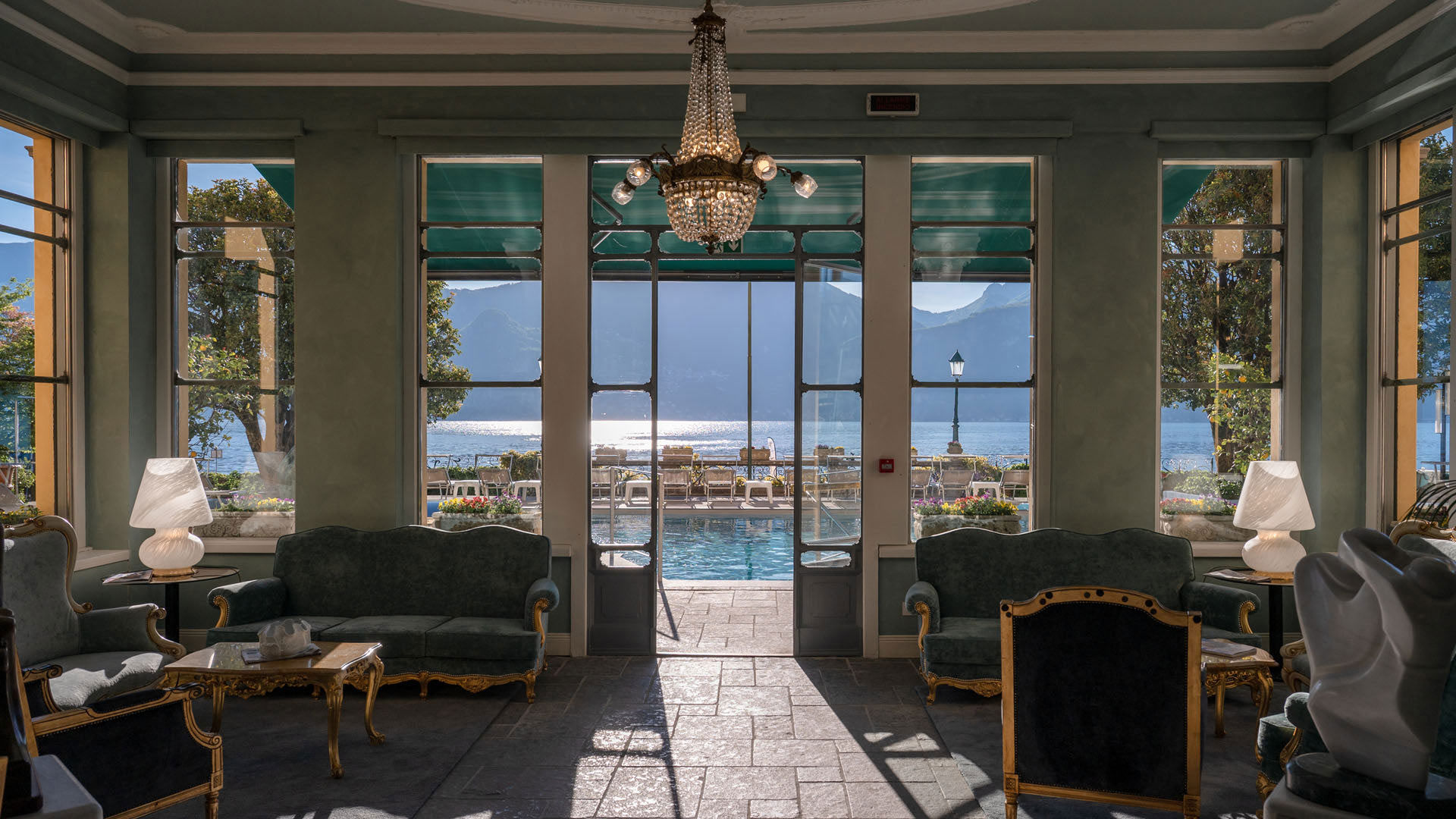Discover the ultimate romantic hotels in Lake Como