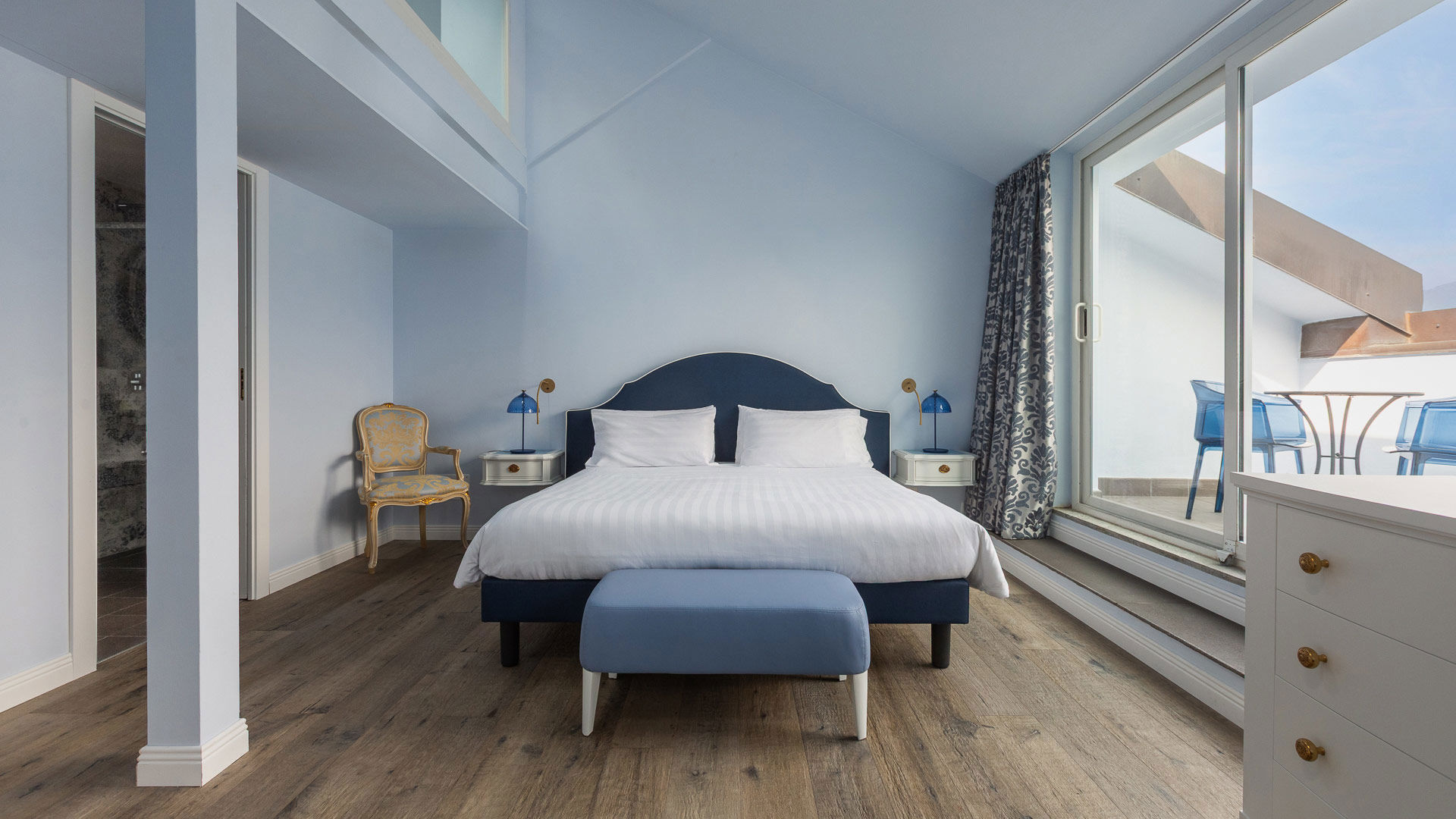 Suite Loft Prestige con doppia terrazza panoramica vista lago