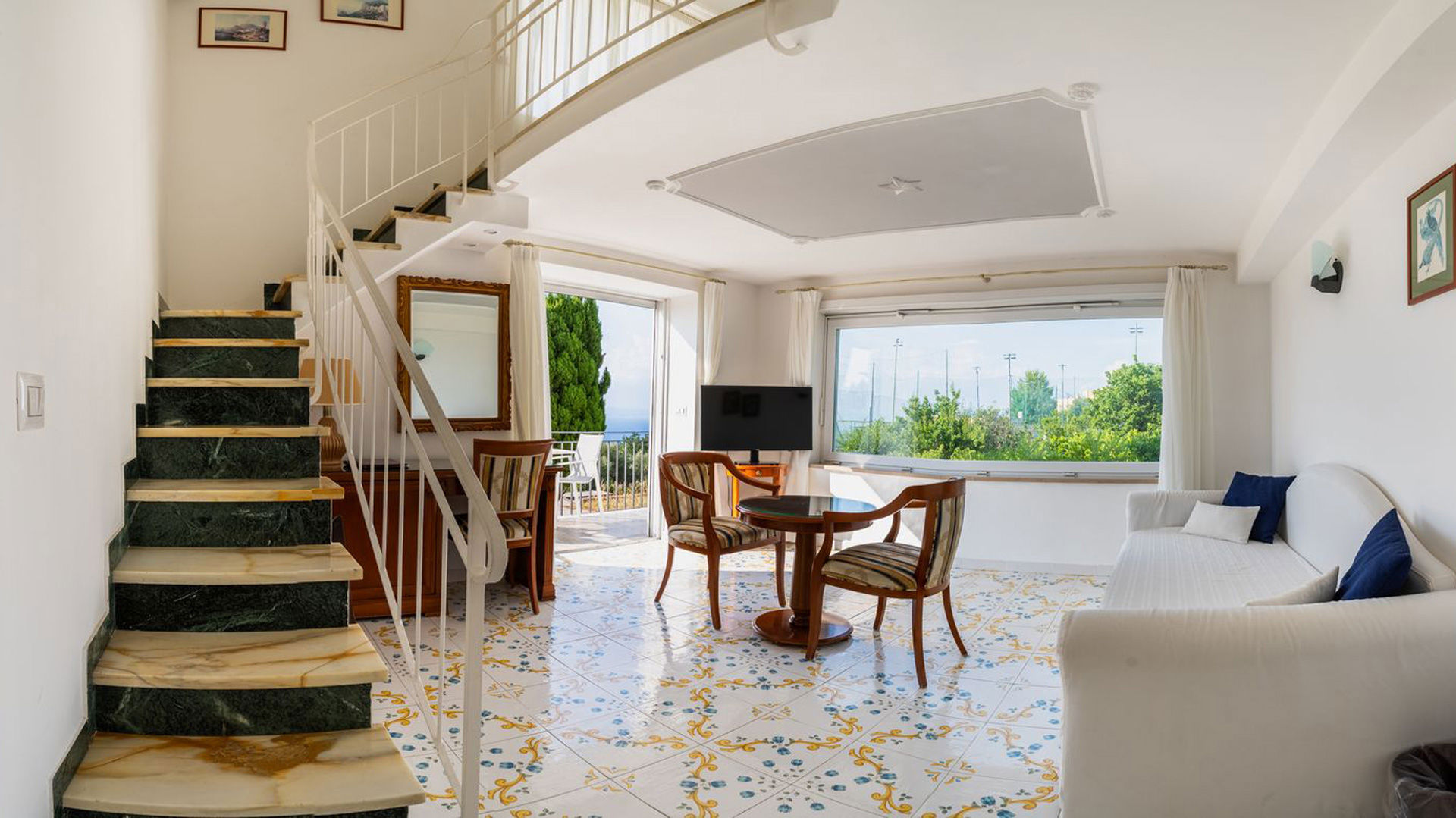 Junior Suite 3