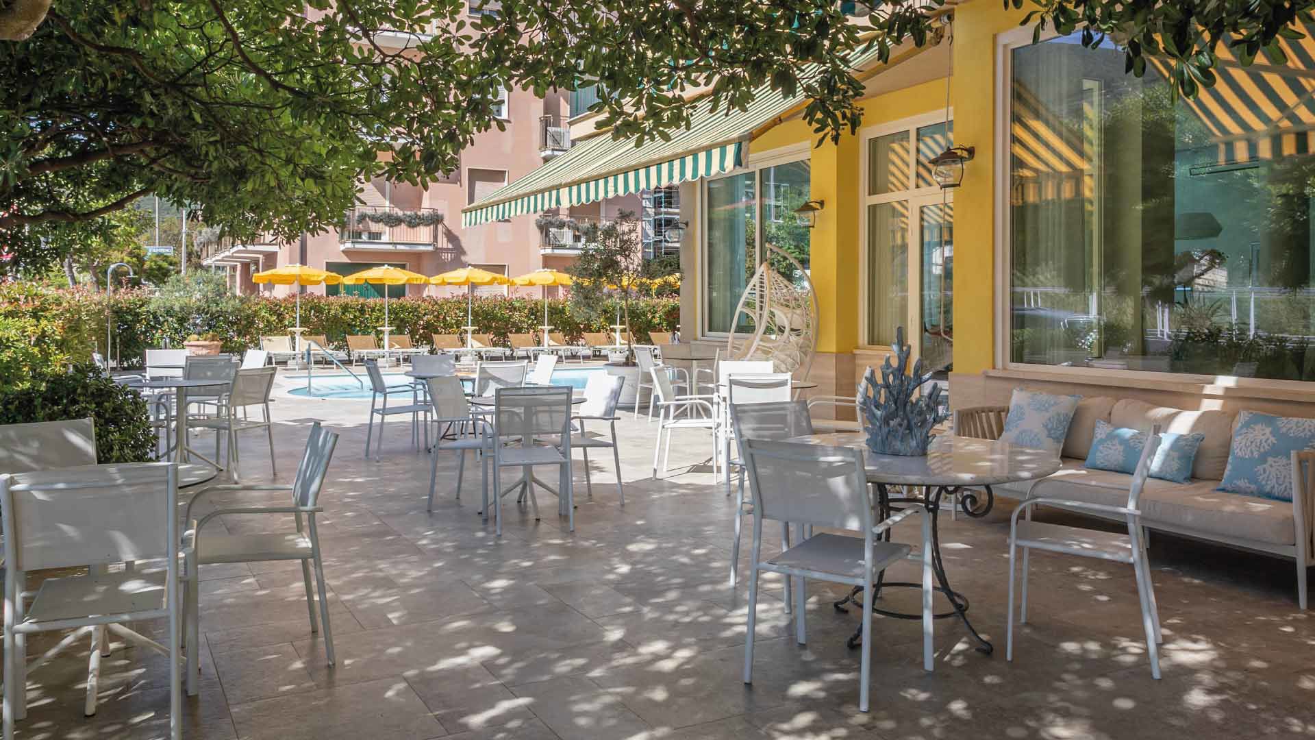 Hotel Riviera 4
