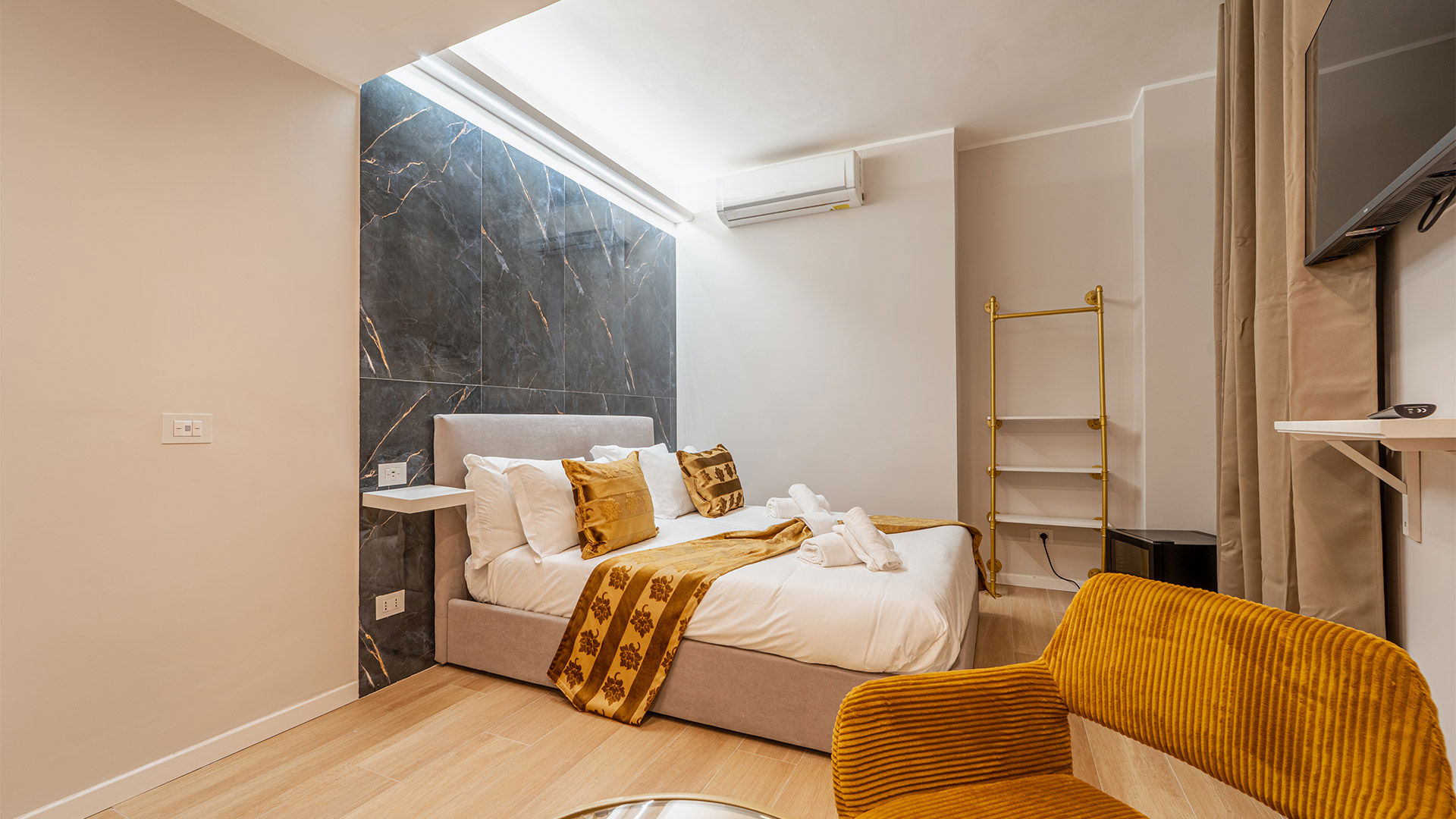 Giulia • Urban Retreat 3