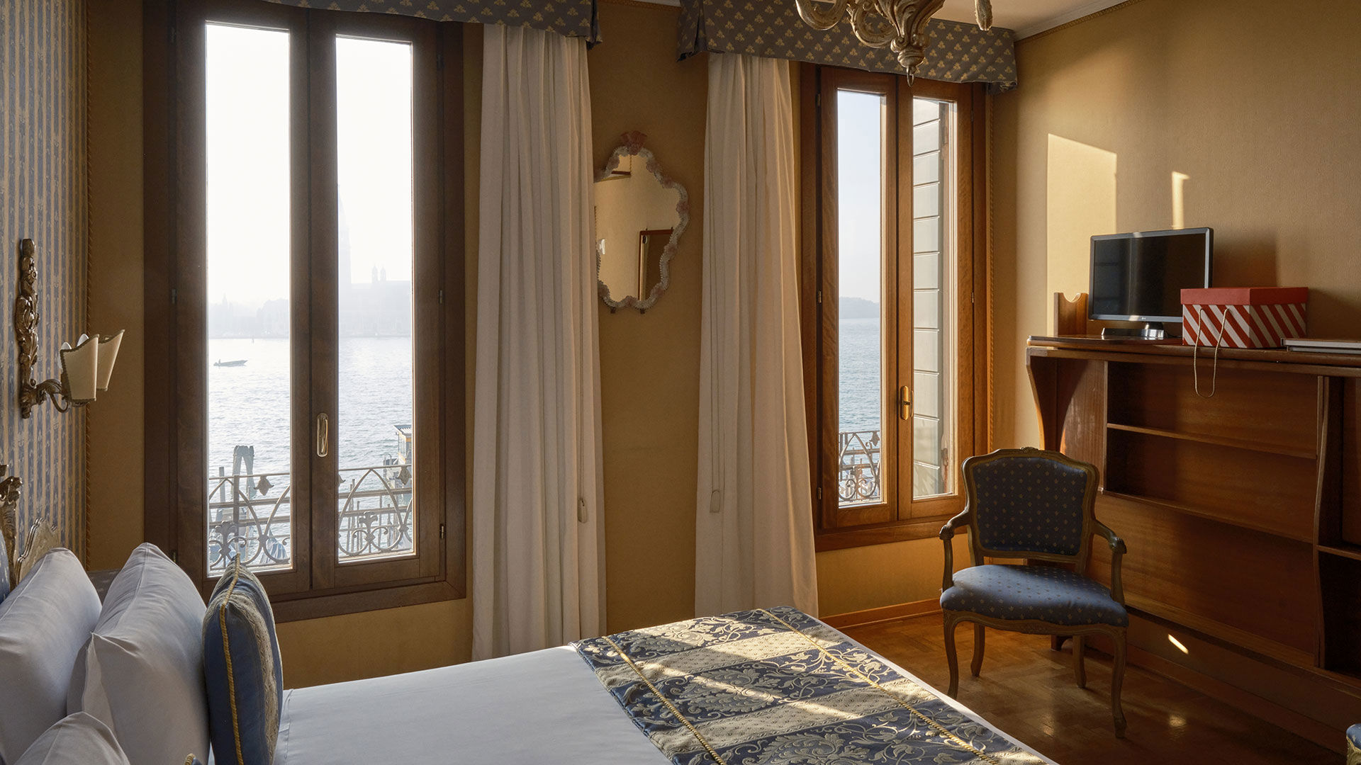 Camera Superior con vista laguna 3