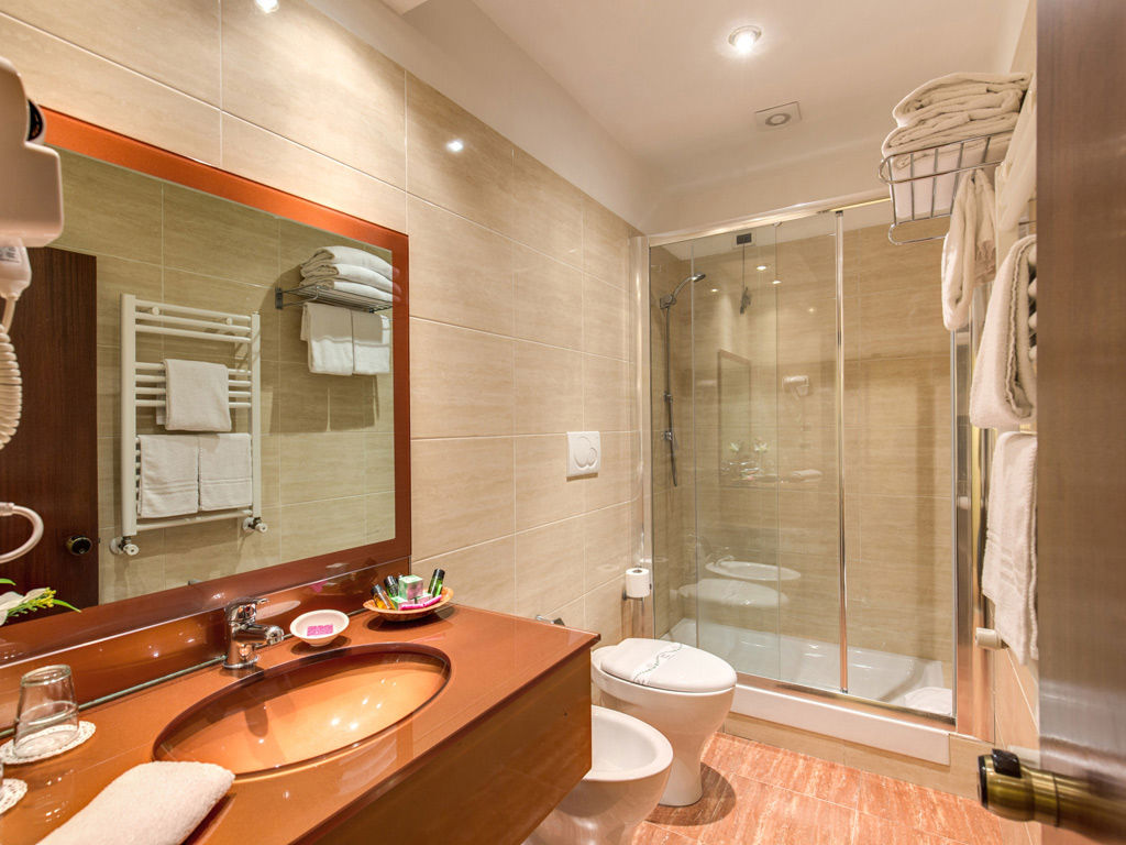 Triple Room 2